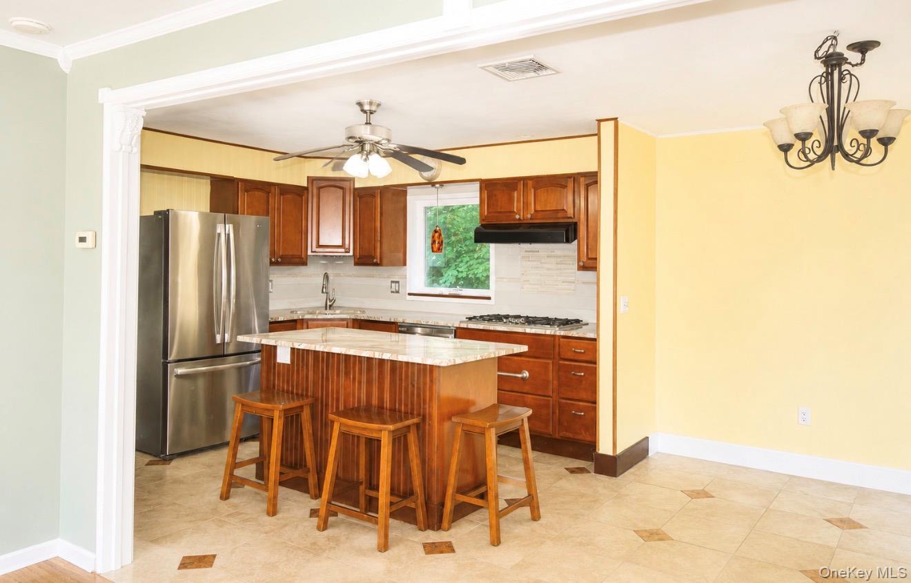 7 Graziano Lane Property Photo 8