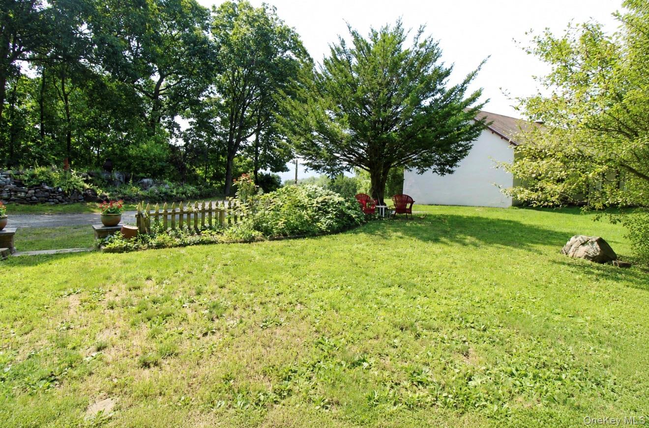 7 Graziano Lane Property Photo 25