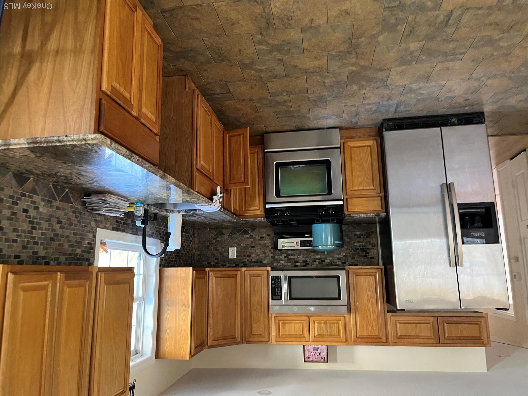 39 Elder Avenue Property Photo 14