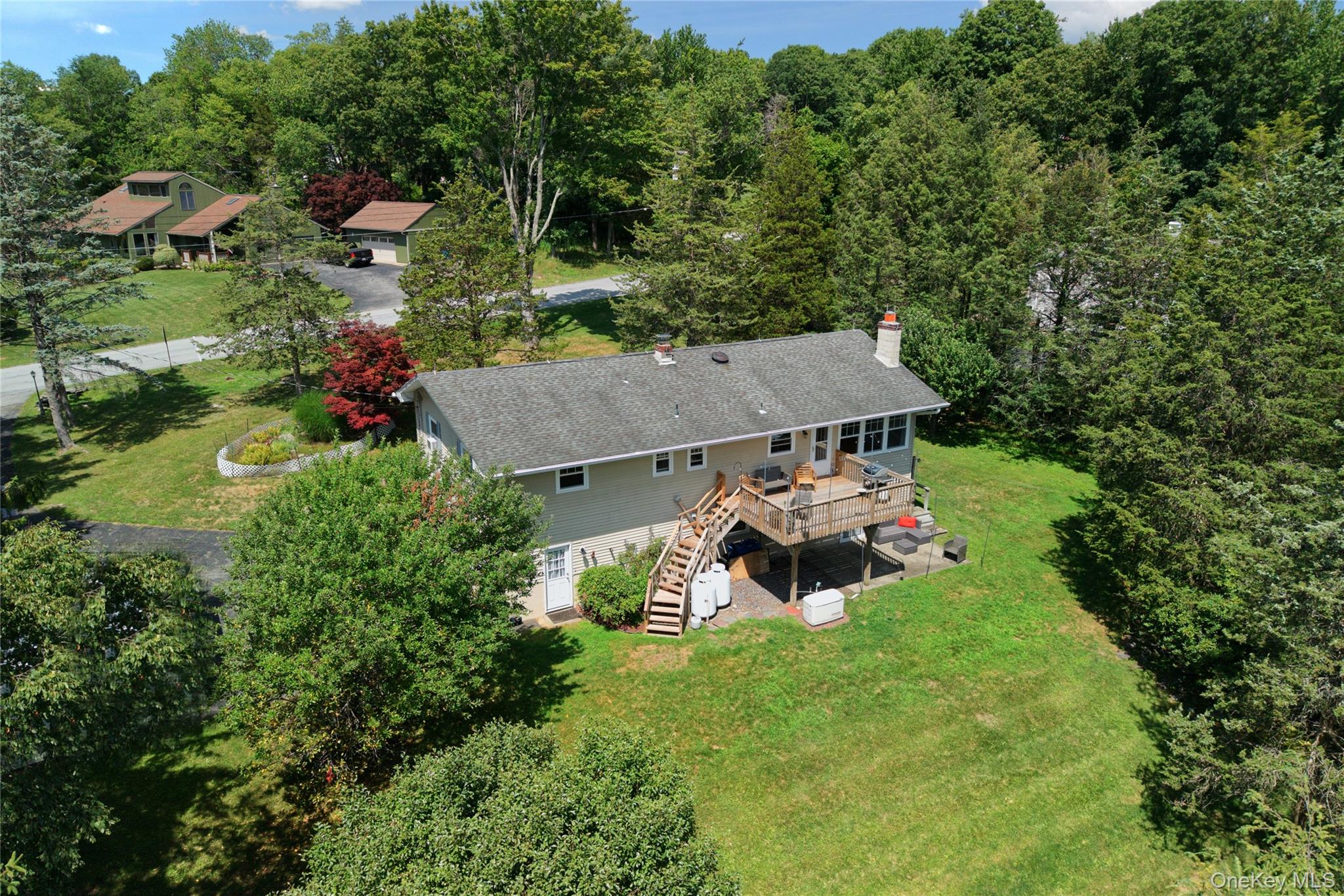 6 Gail Lane Property Photo 20