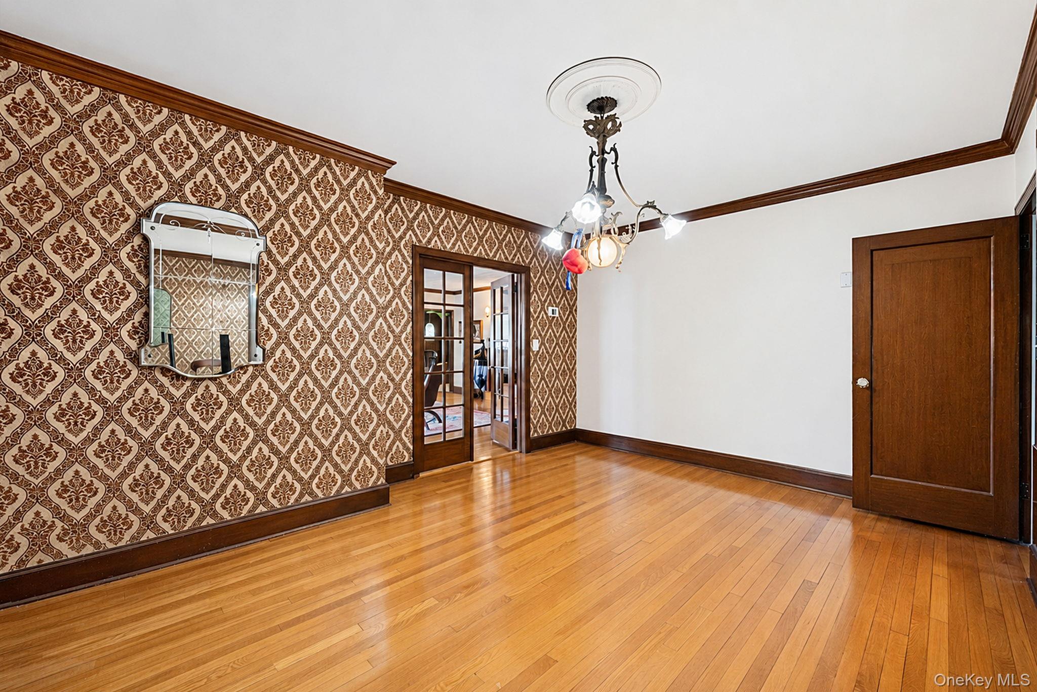 18240 Avon Road Property Photo 8