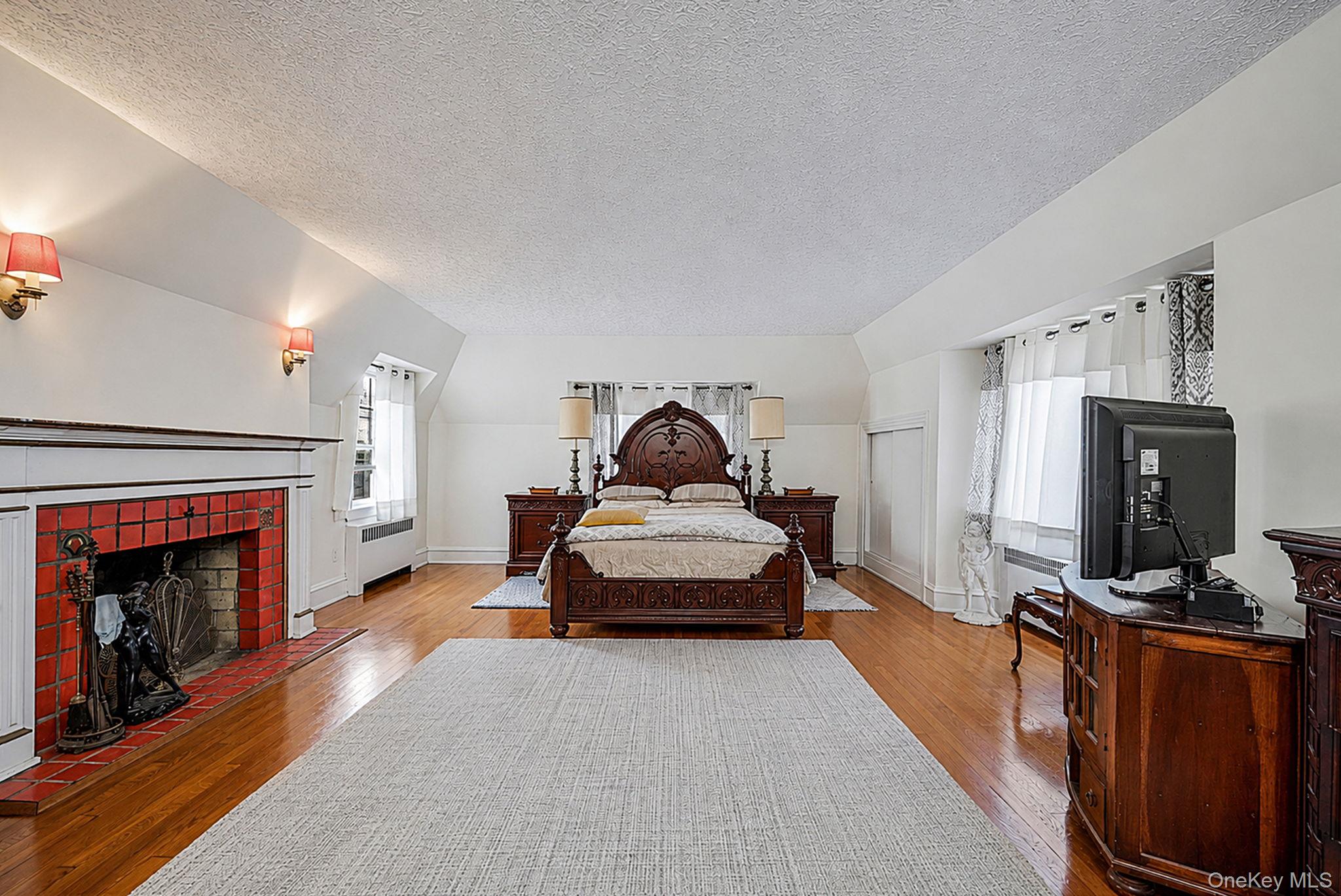 18240 Avon Road Property Photo 17