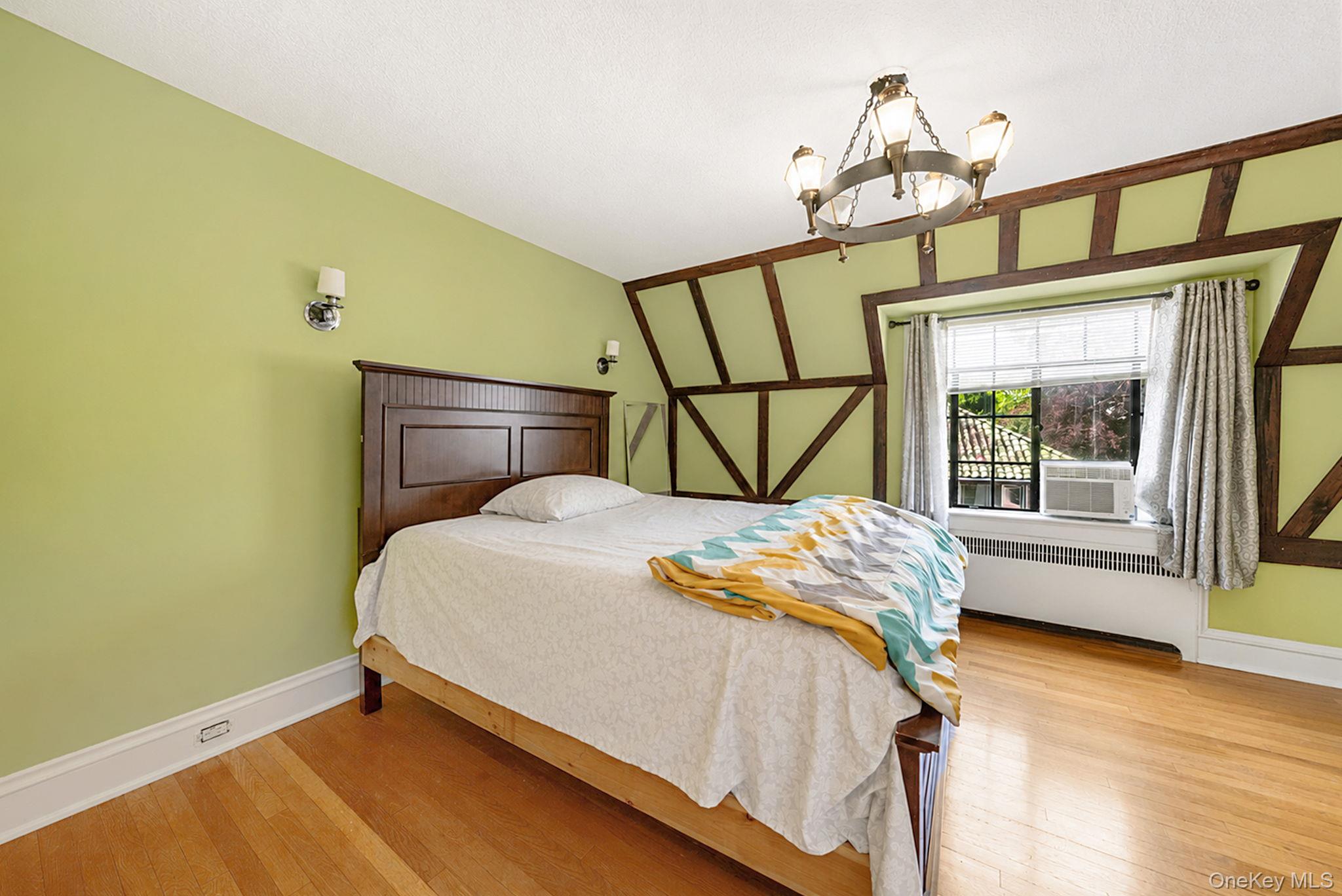 18240 Avon Road Property Photo 18