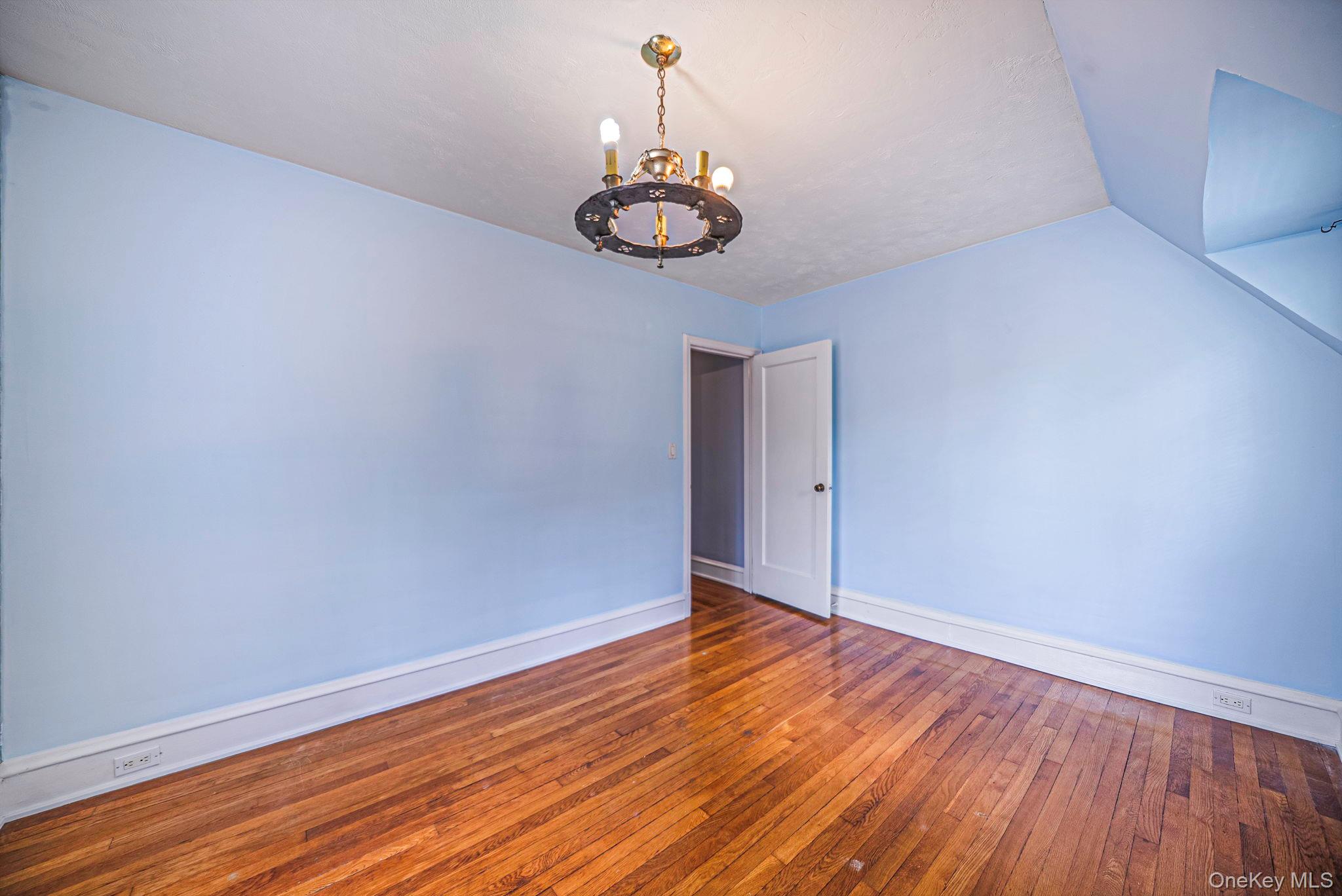 18240 Avon Road Property Photo 22