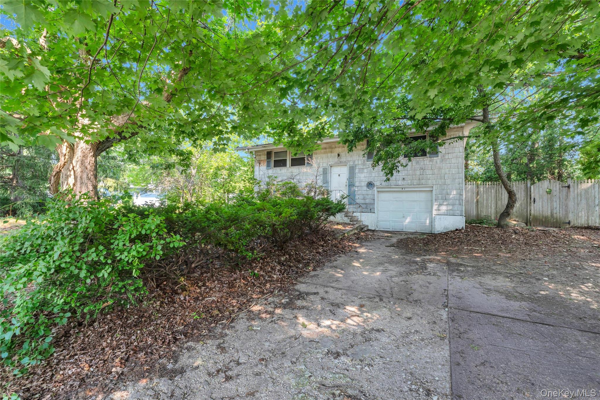 41 Arrowhead Lane Property Photo 3