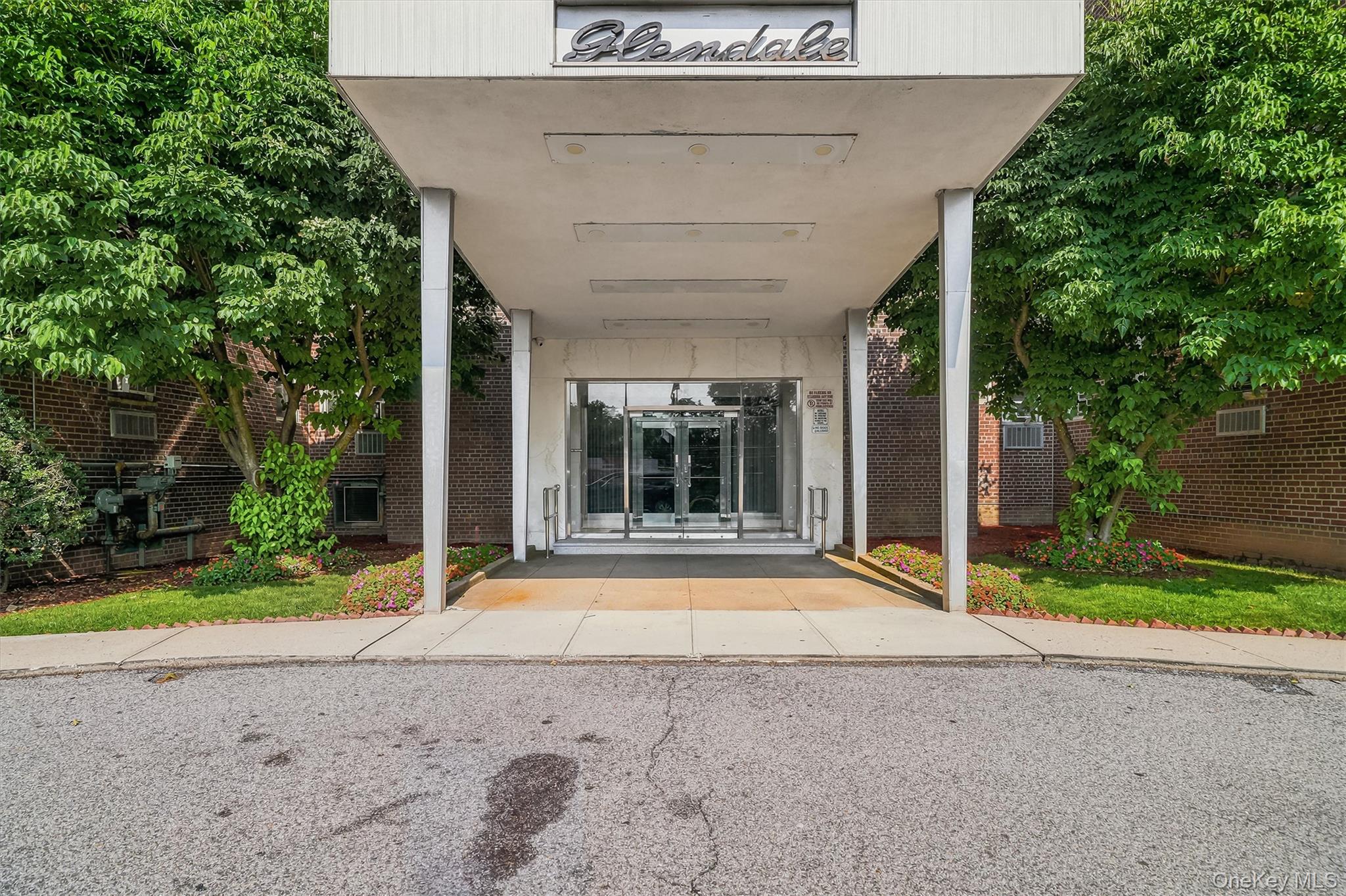 125 Bronx River Road 2f Property Photo 32