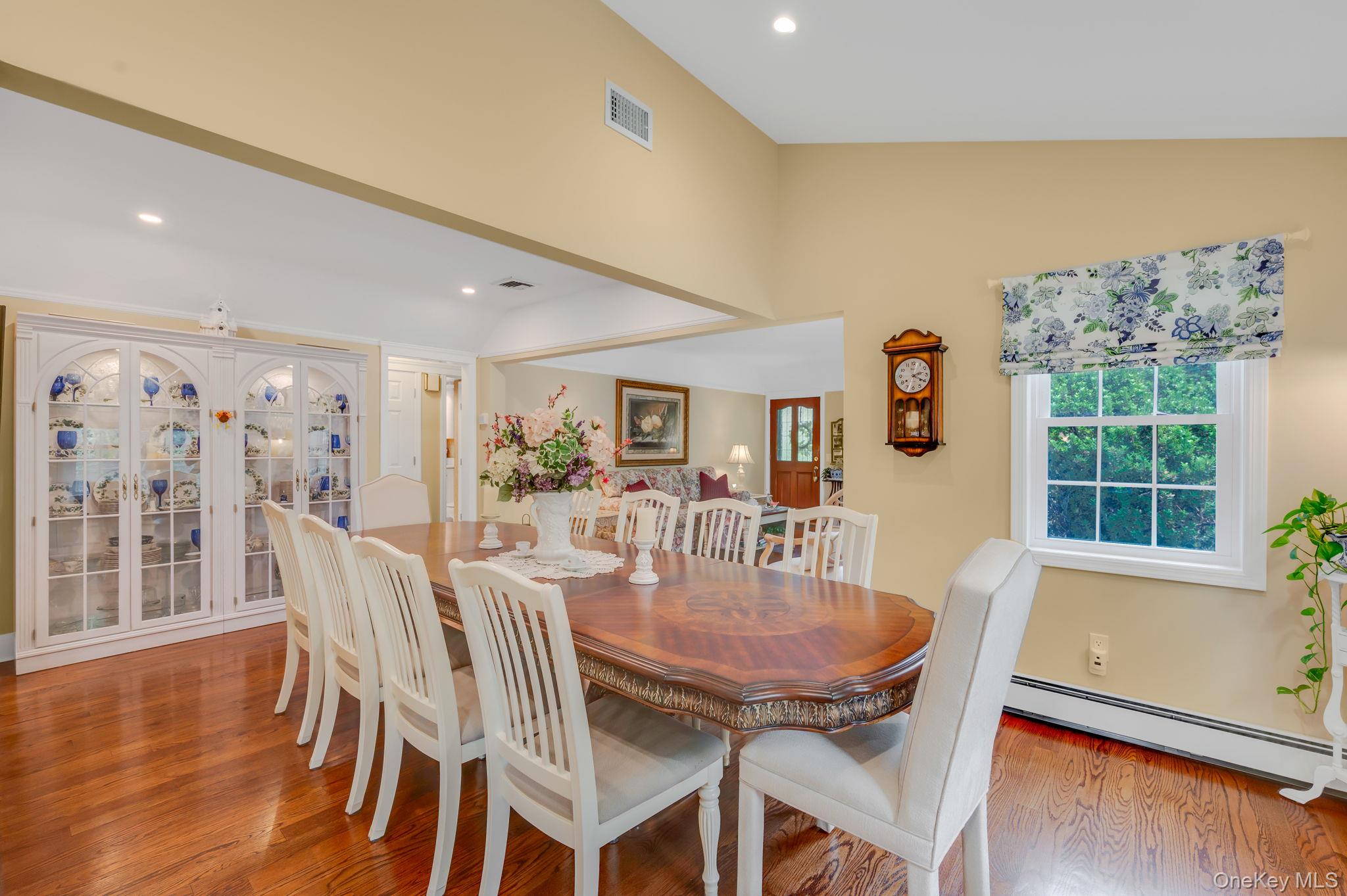 527 Brooklyn Boulevard Property Photo 7