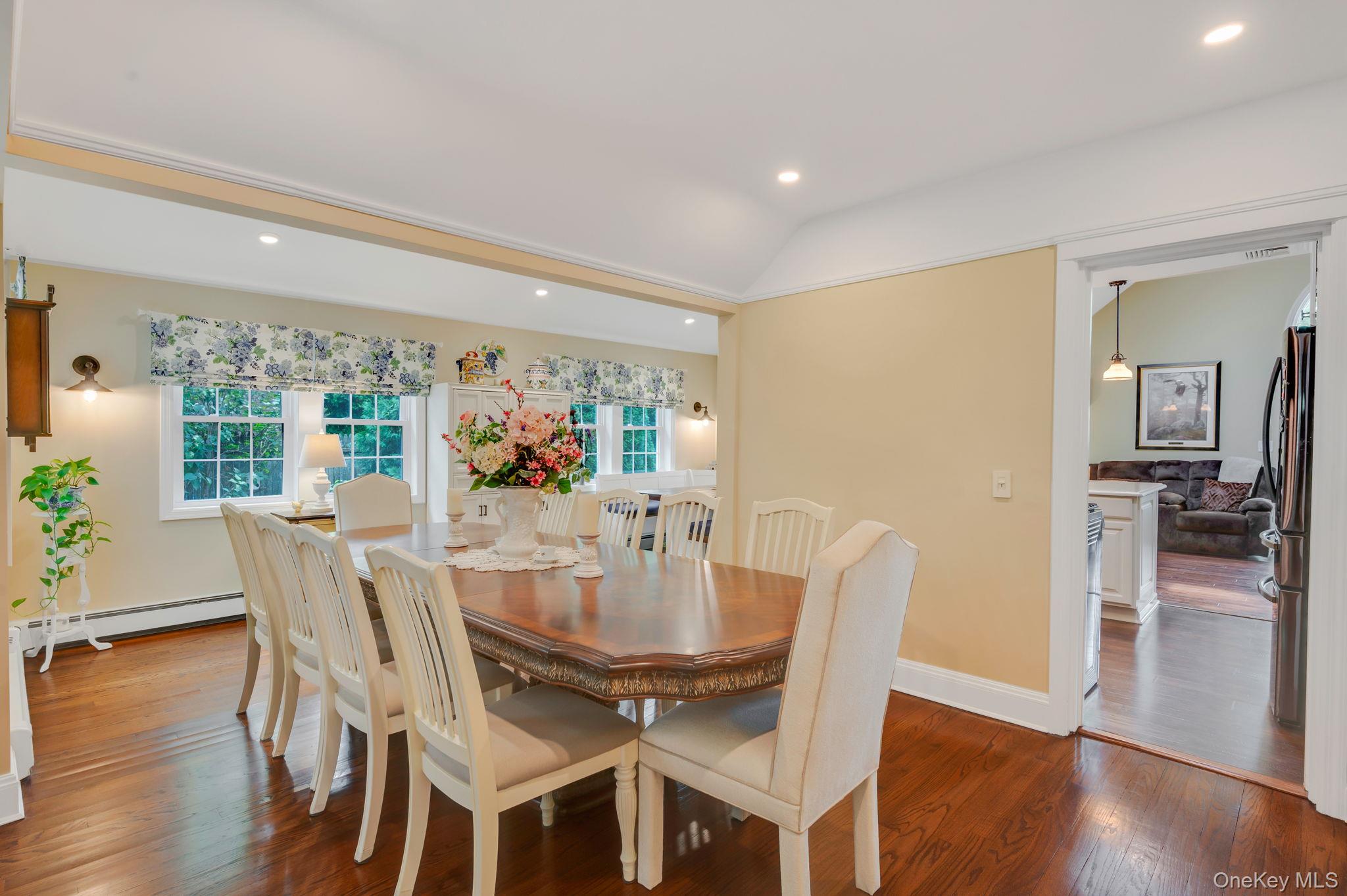 527 Brooklyn Boulevard Property Photo 8