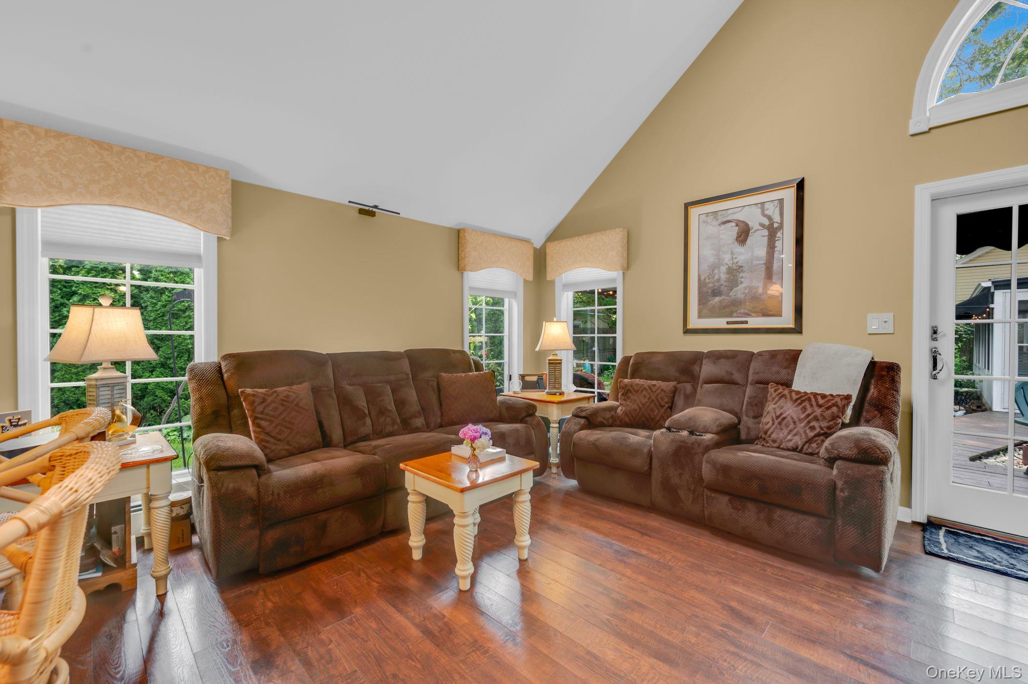 527 Brooklyn Boulevard Property Photo 13