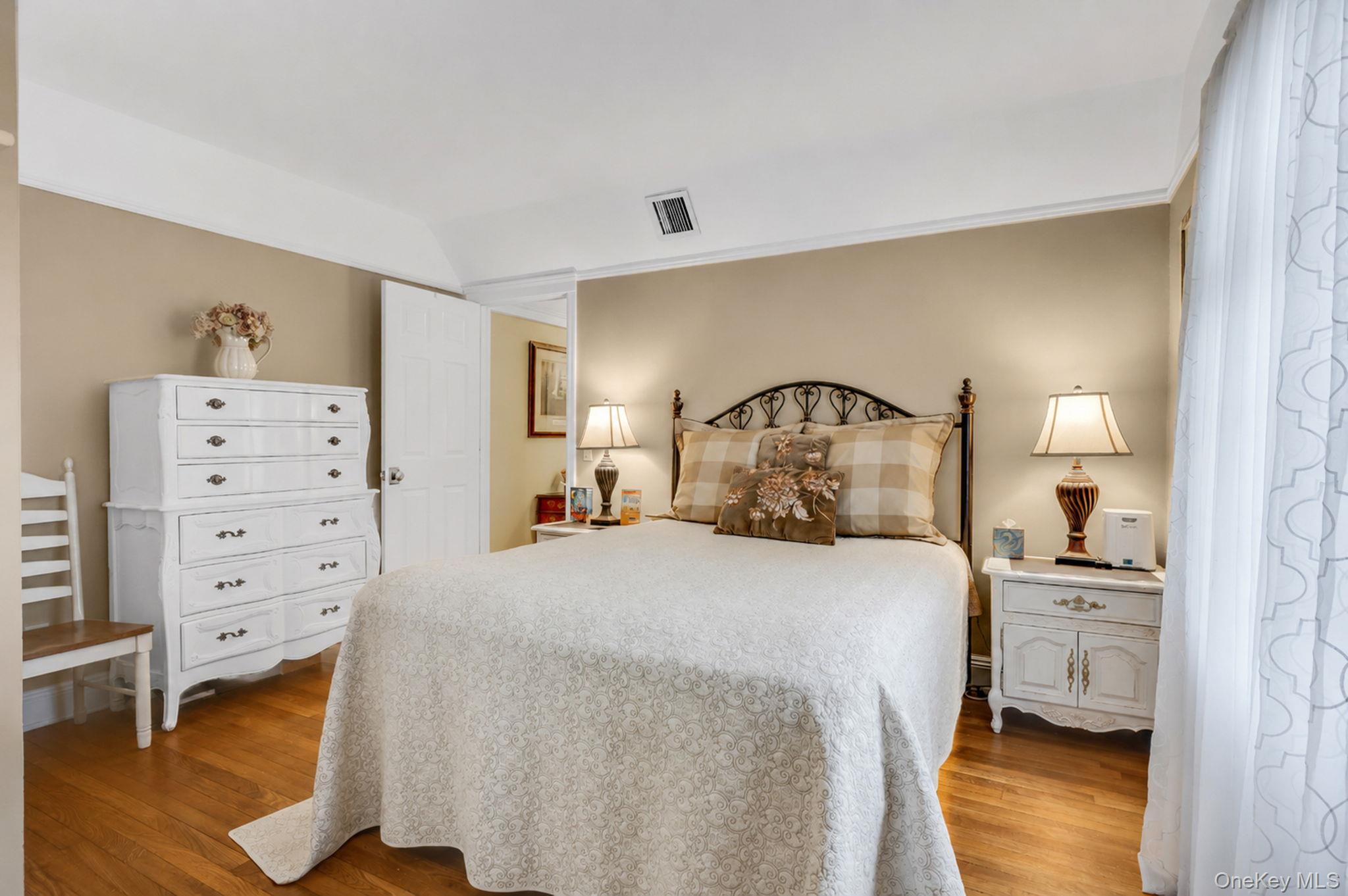 527 Brooklyn Boulevard Property Photo 19