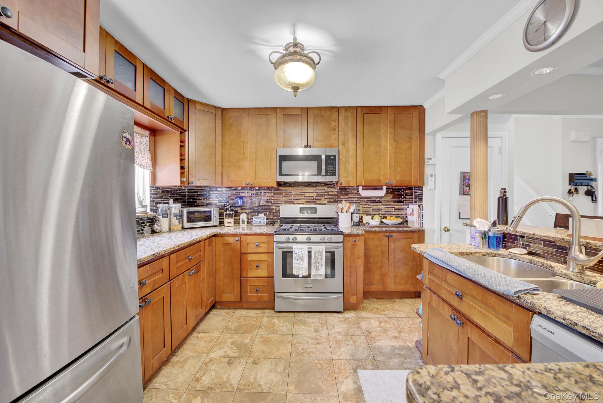 3477 Woodward Street Property Photo 9
