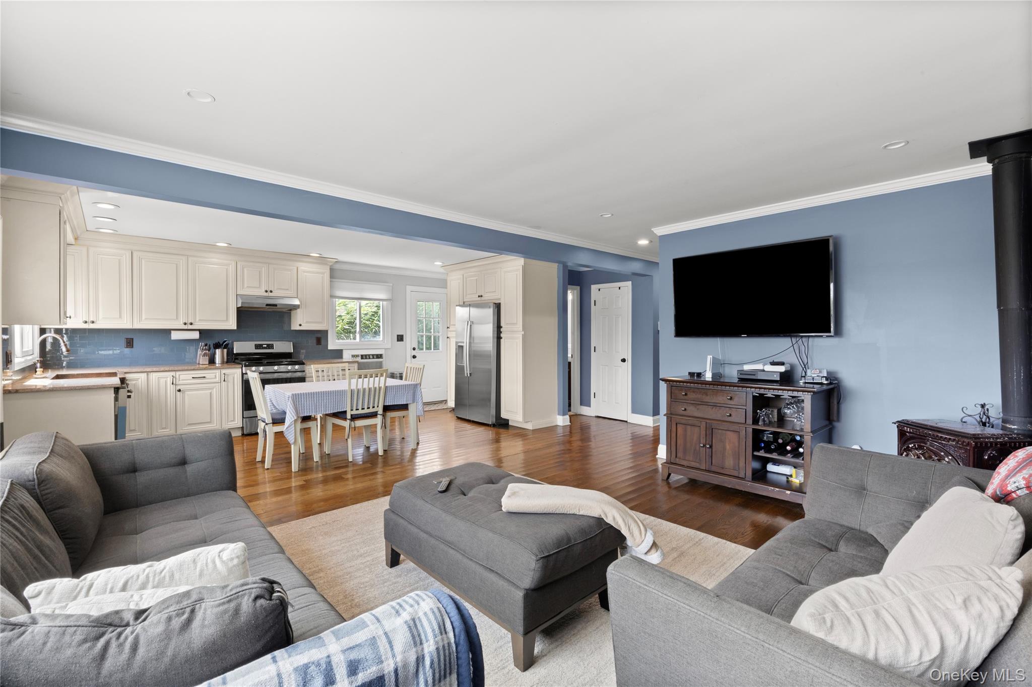 7 Edwards Drive Property Photo 10