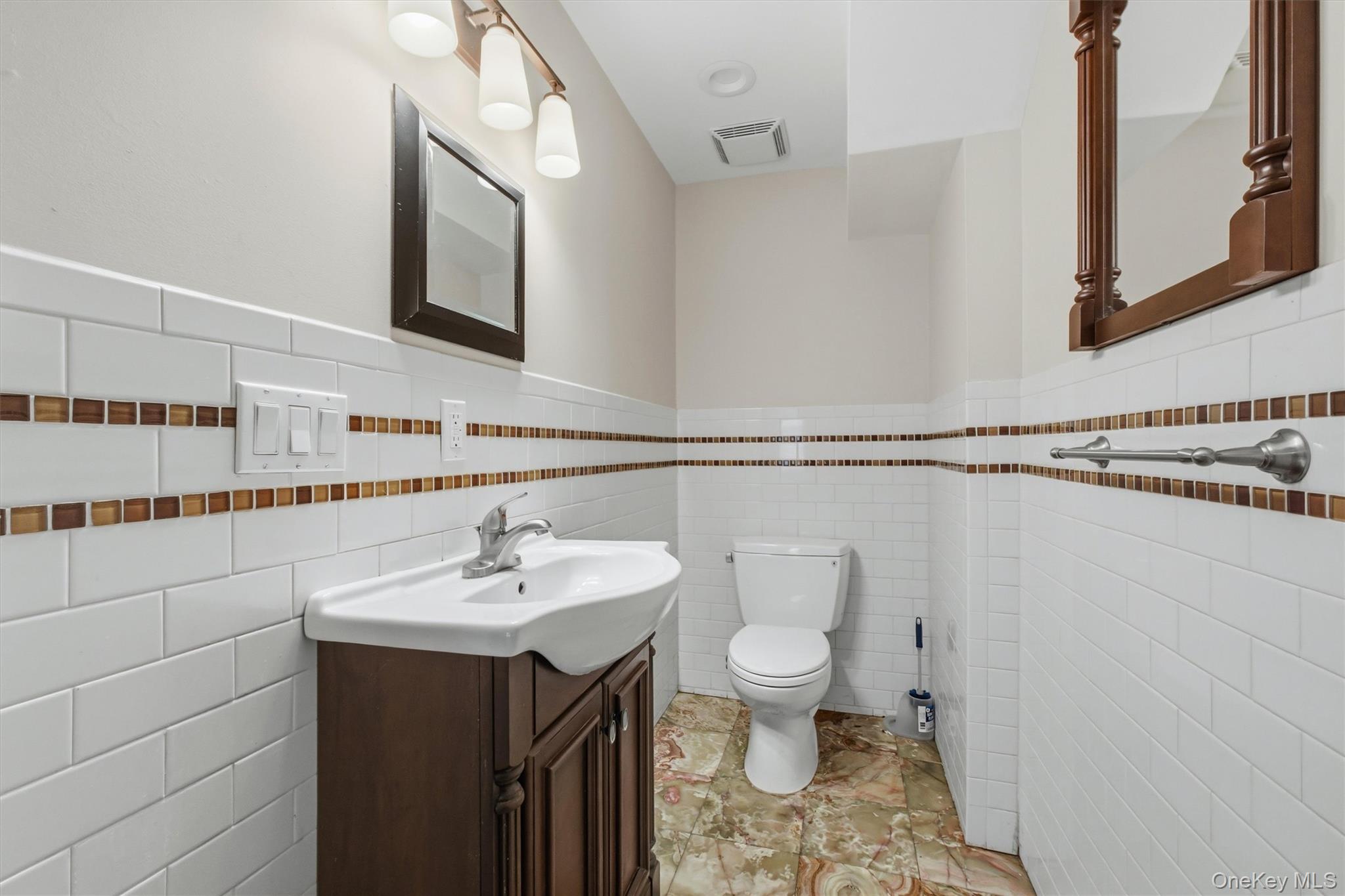 149 Washington Street Property Photo 14