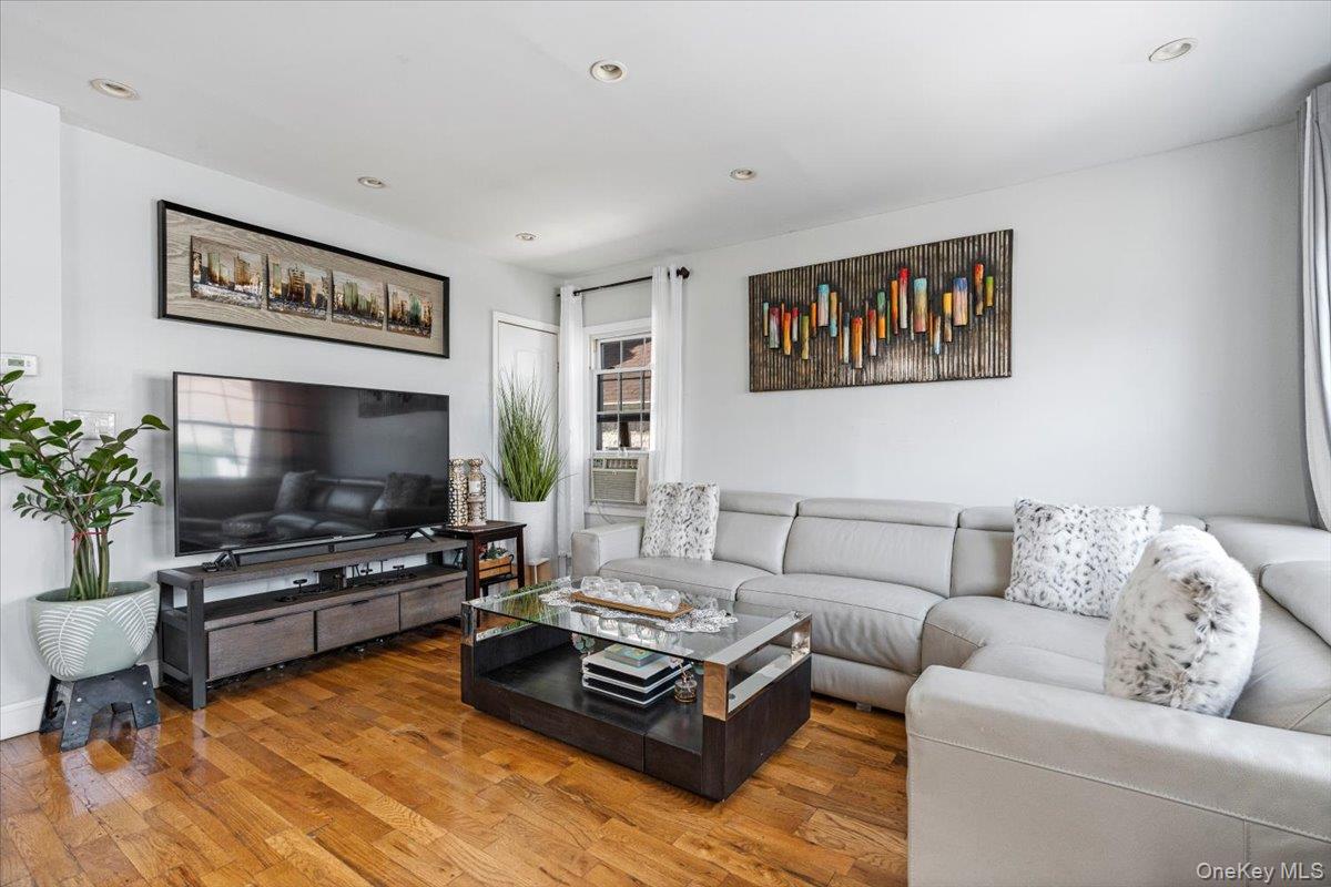 18710 121st Avenue Property Photo 4