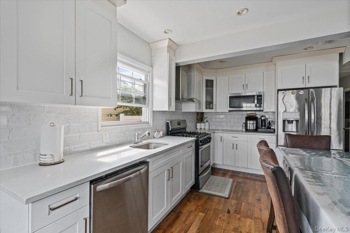 18710 121st Avenue Property Photo 6