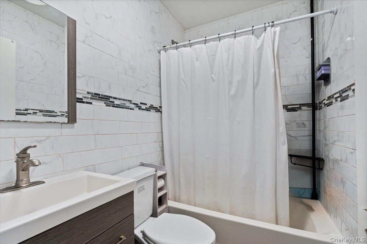 18710 121st Avenue Property Photo 10
