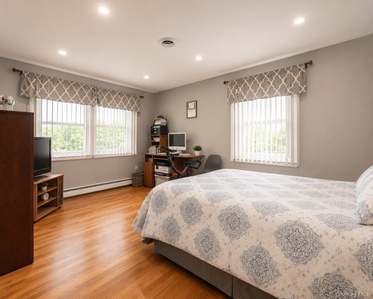 4 Shana Lane Property Photo 19