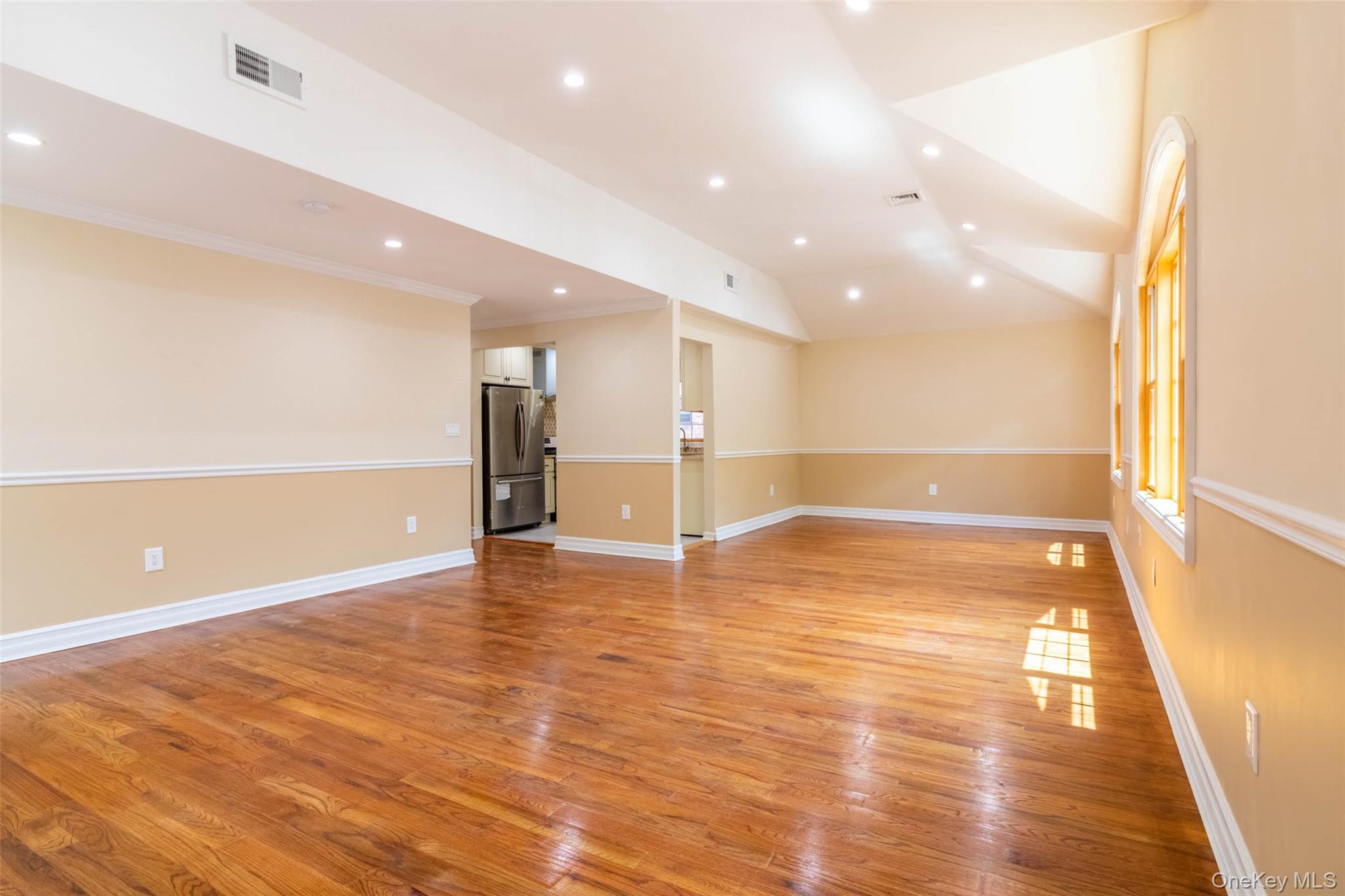 8431 Beverly Road Property Photo 4