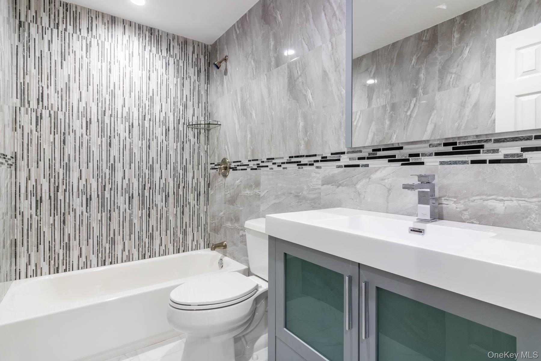 8431 Beverly Road Property Photo 14