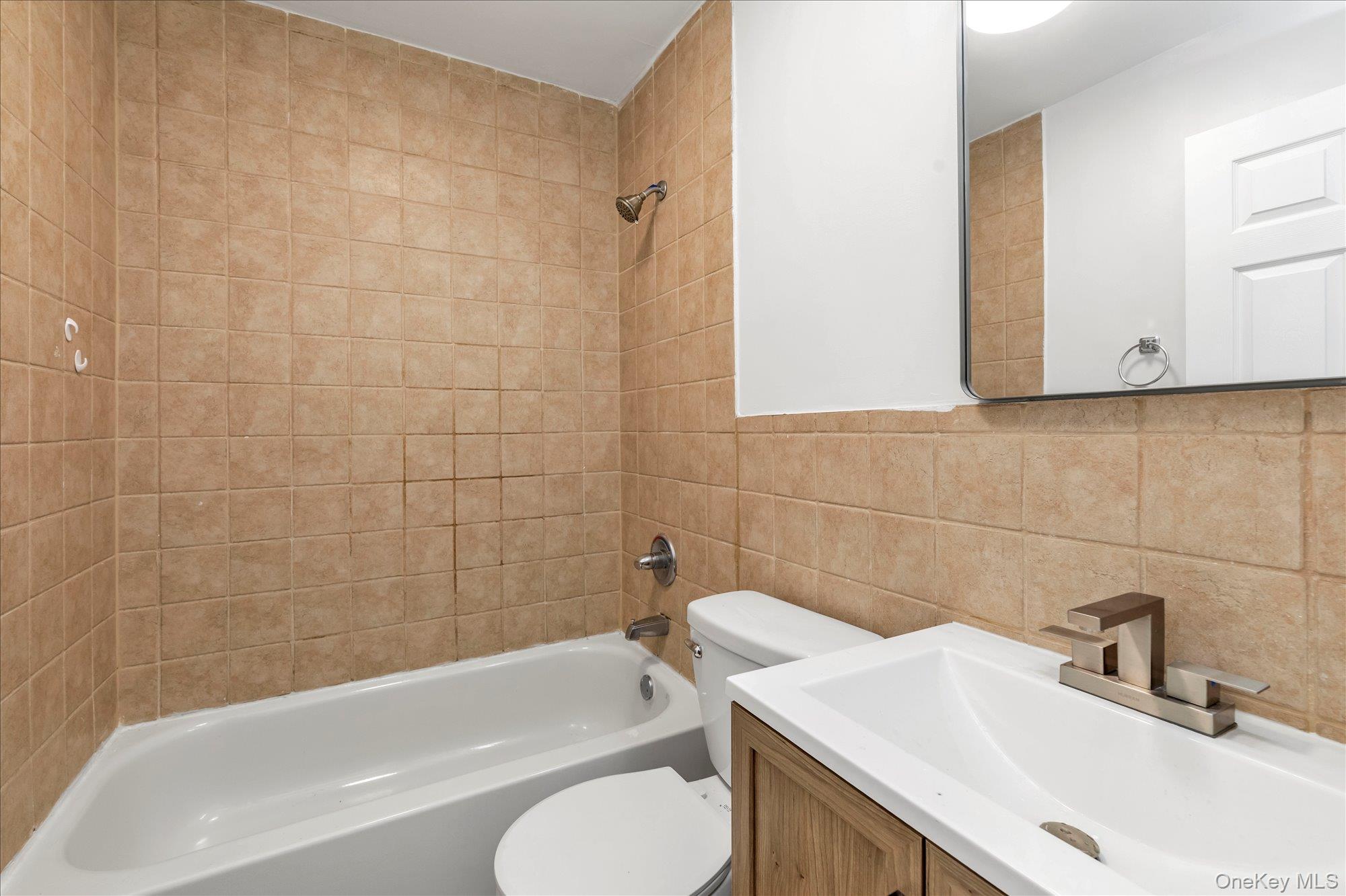 93-29 91st Avenue Property Photo 8