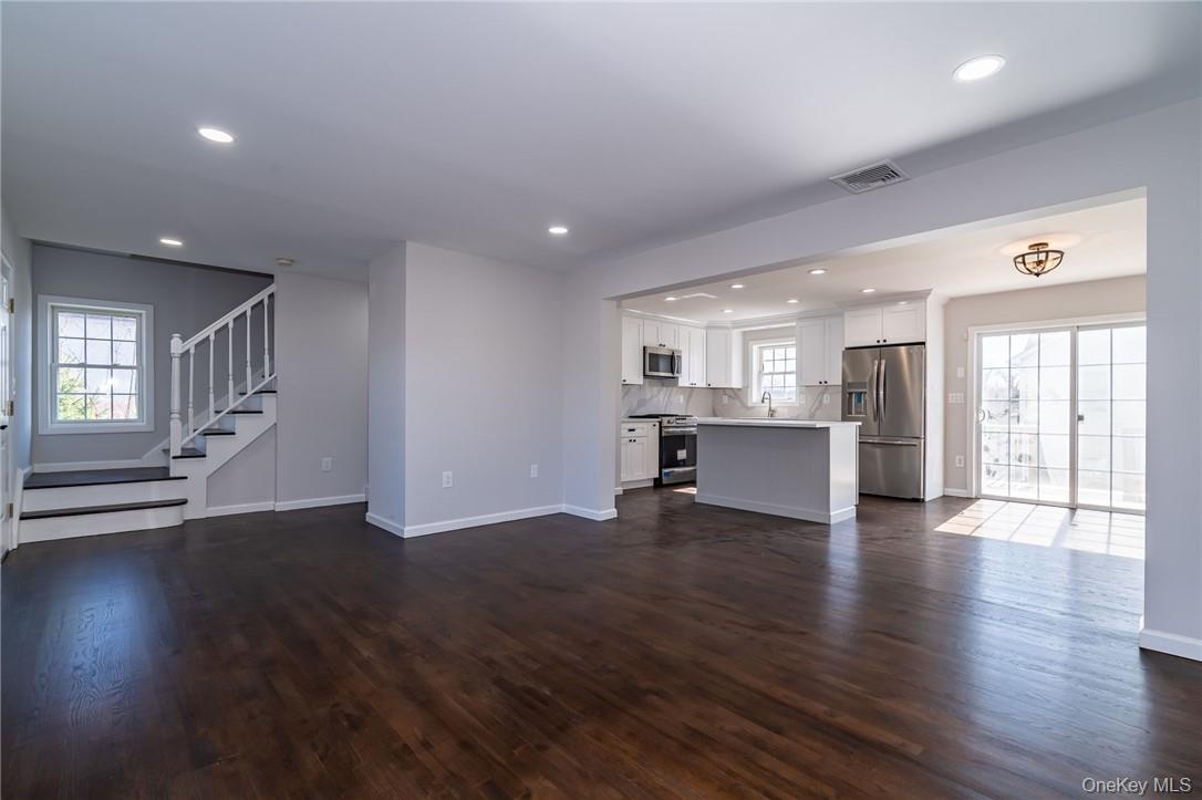 35 Harrison Avenue Property Photo 4