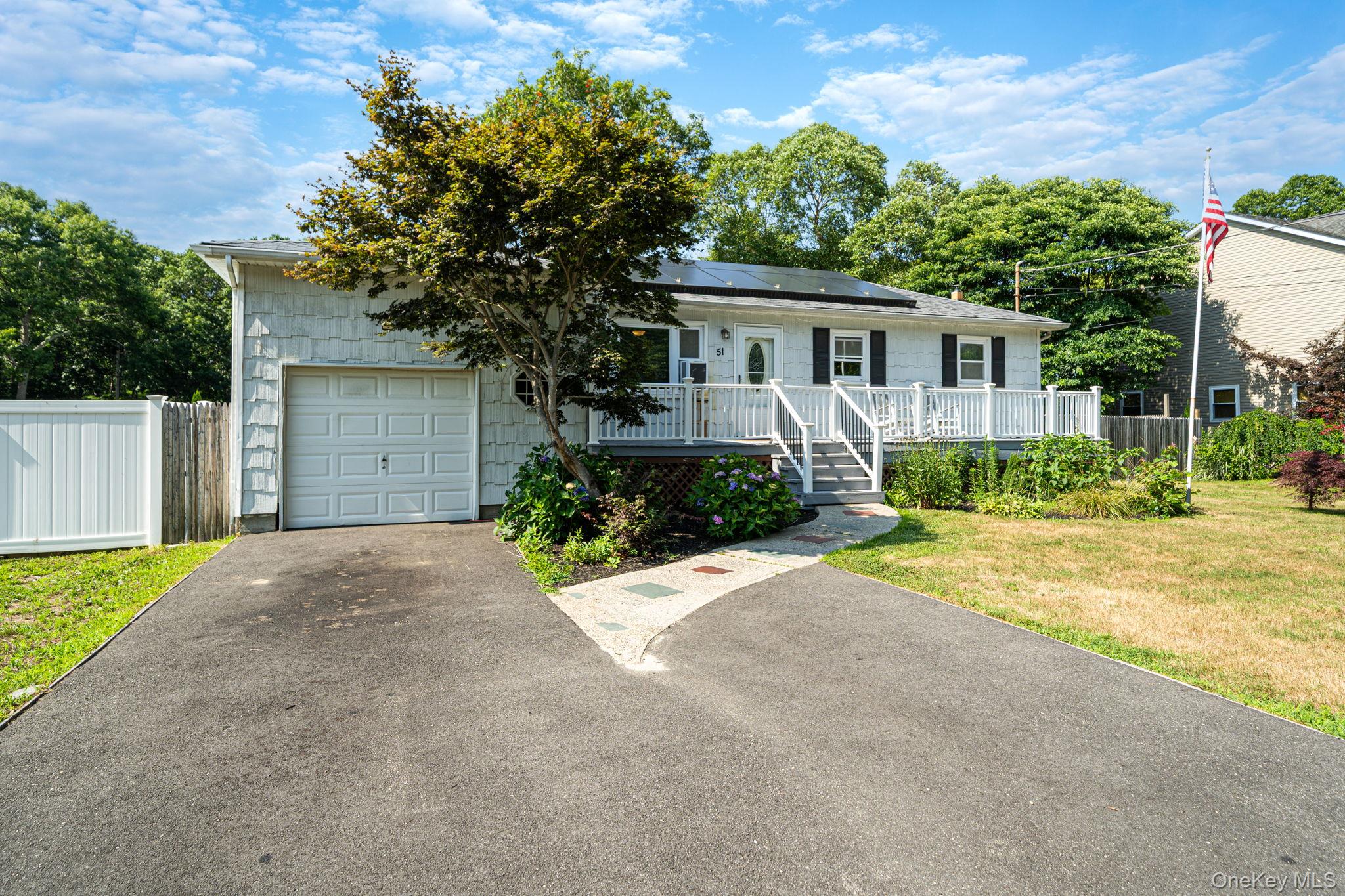 51 Hampton Avenue Property Photo 2