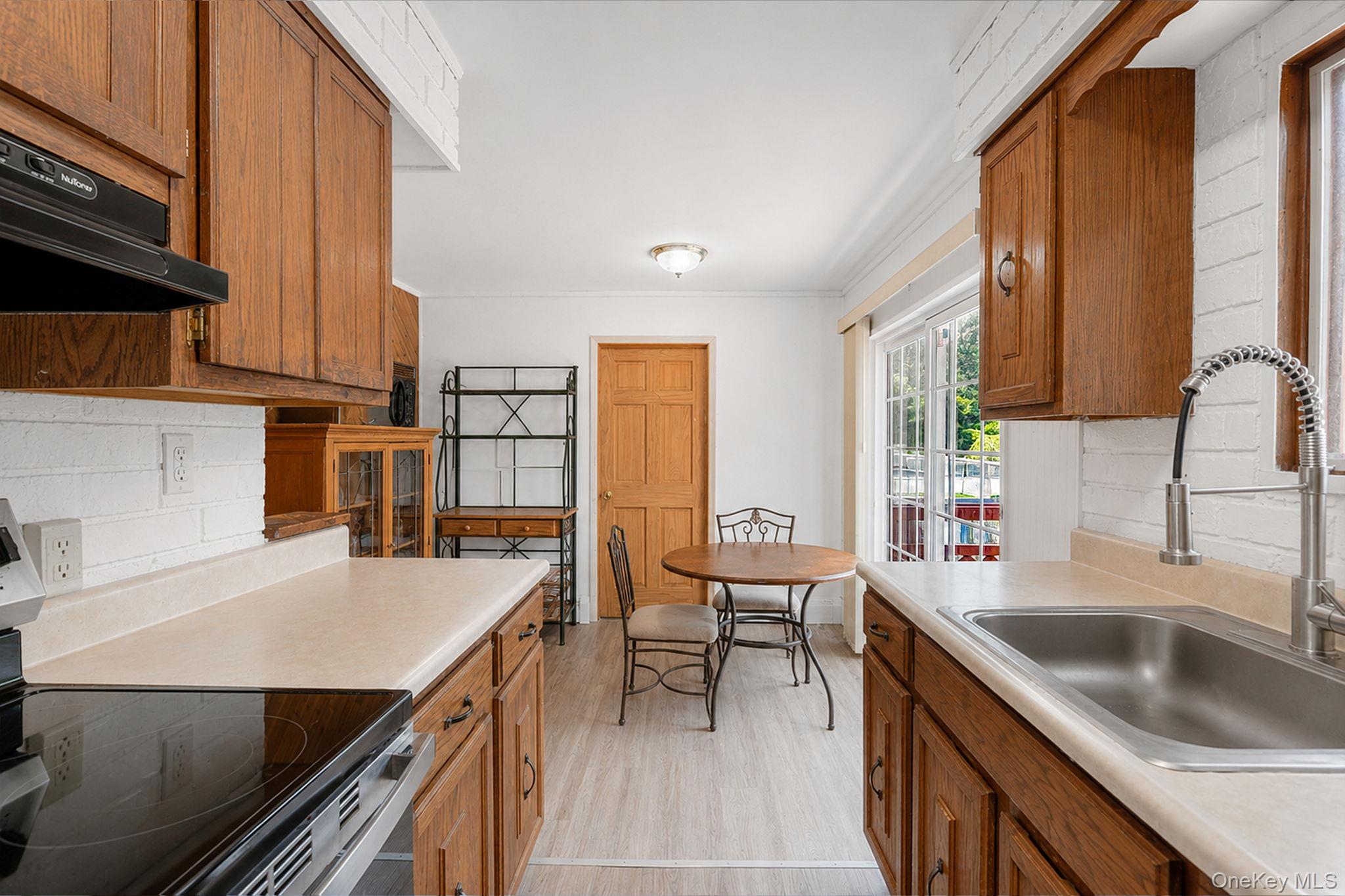 51 Hampton Avenue Property Photo 10