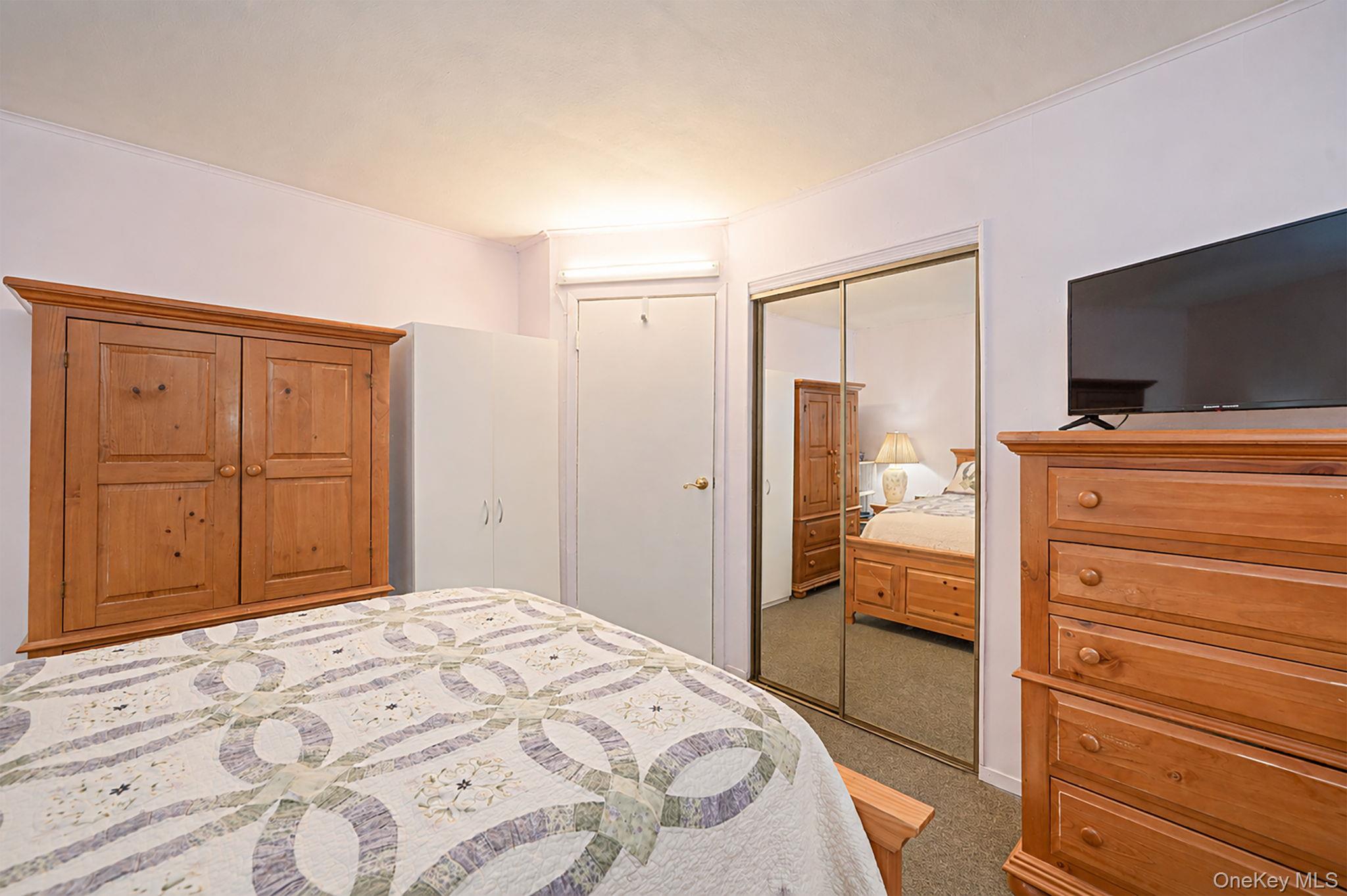 51 Hampton Avenue Property Photo 12