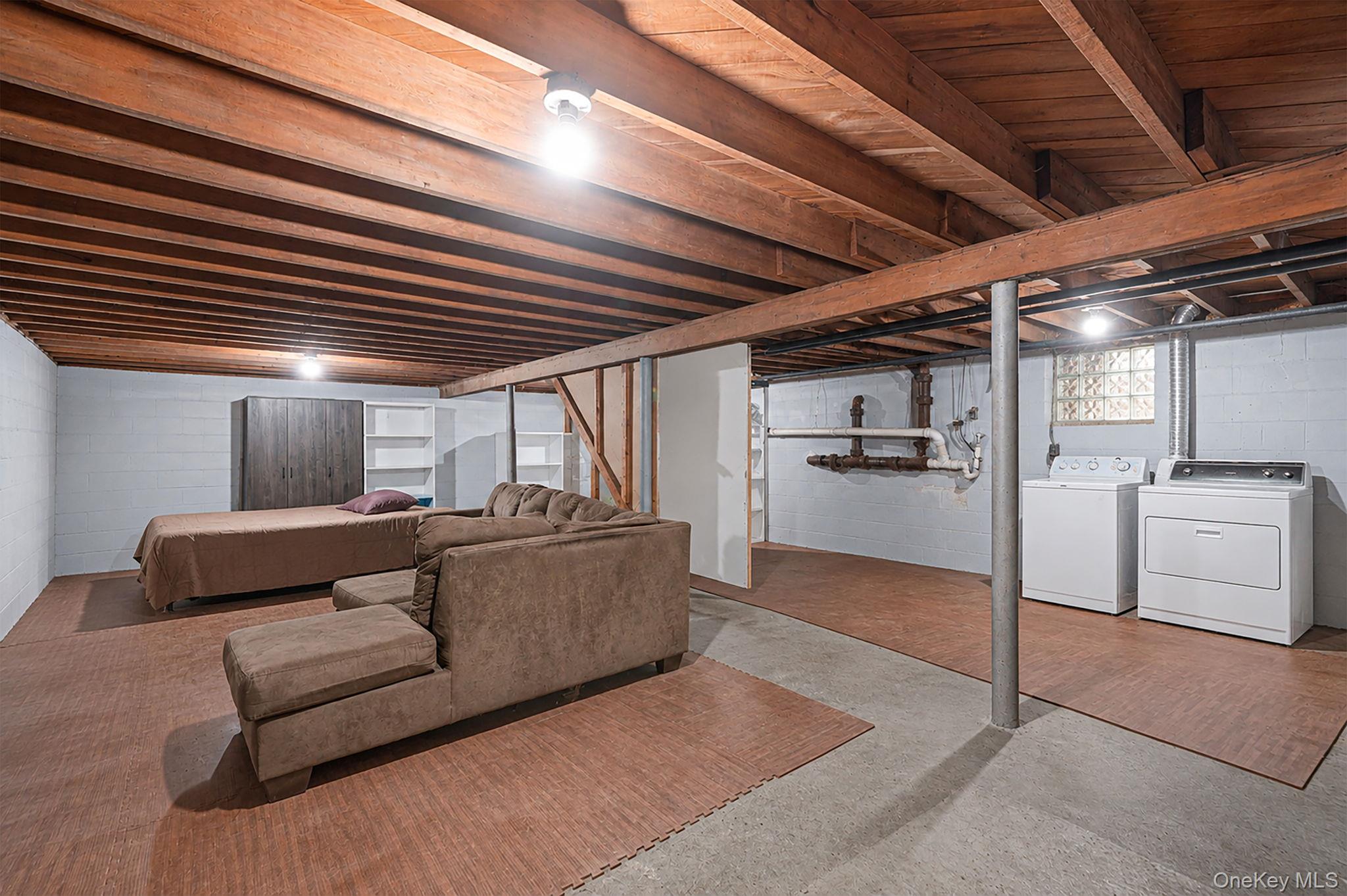 51 Hampton Avenue Property Photo 22