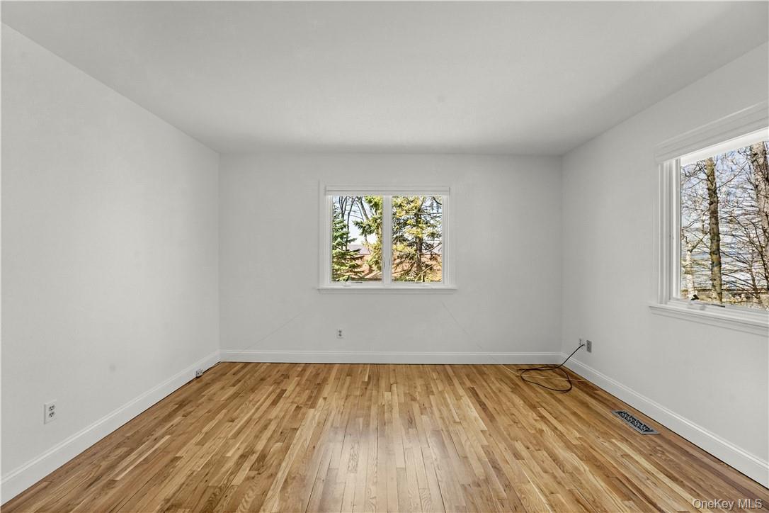 6 Scarborough Circle Property Photo 14