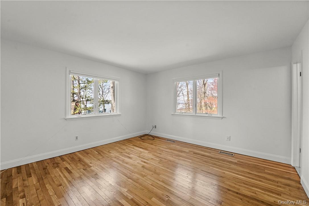 6 Scarborough Circle Property Photo 15