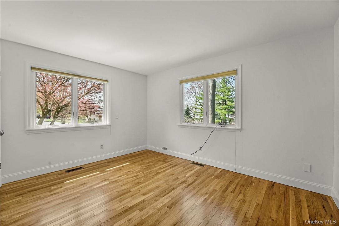6 Scarborough Circle Property Photo 17