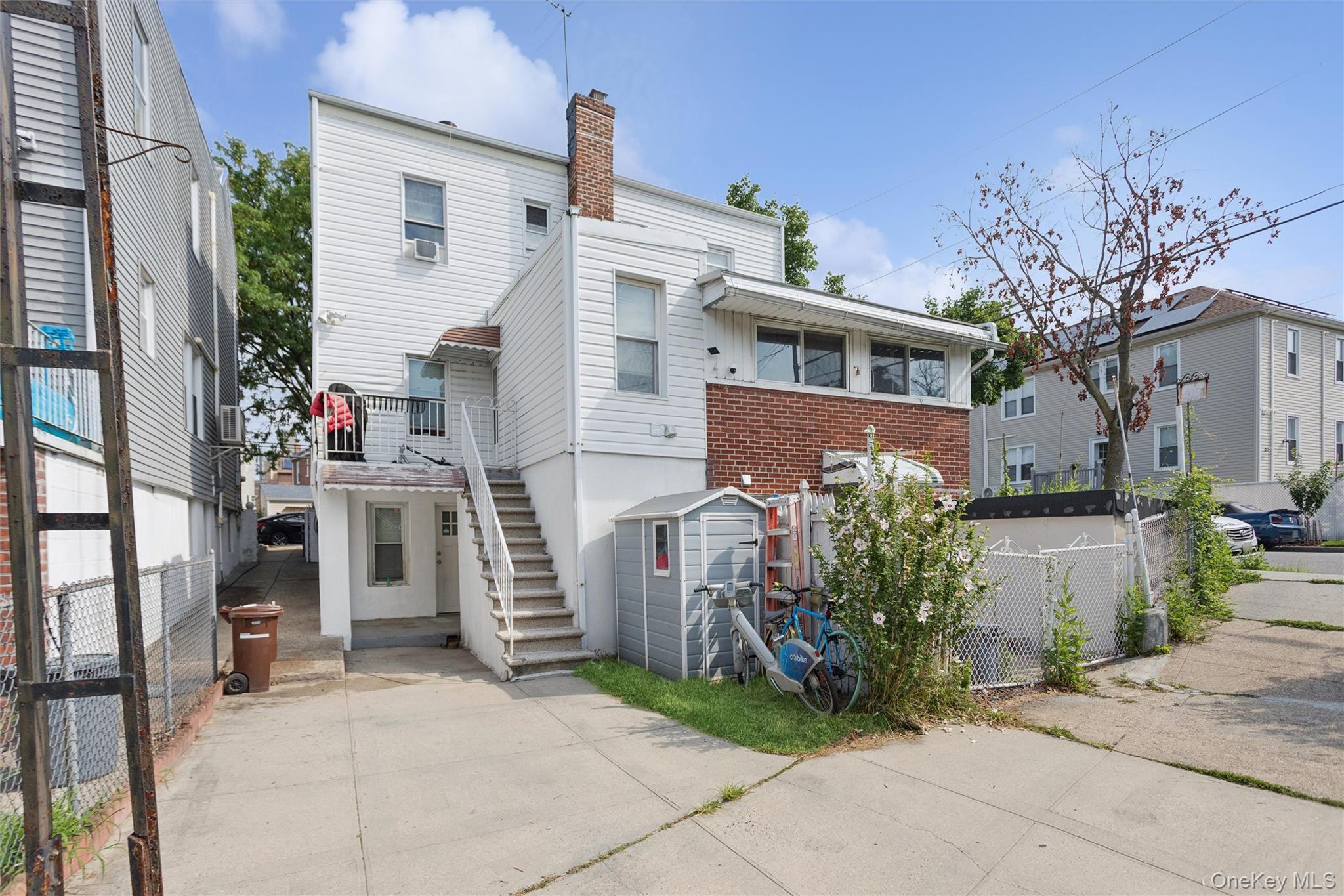 3046 Coddington Avenue Property Photo 7
