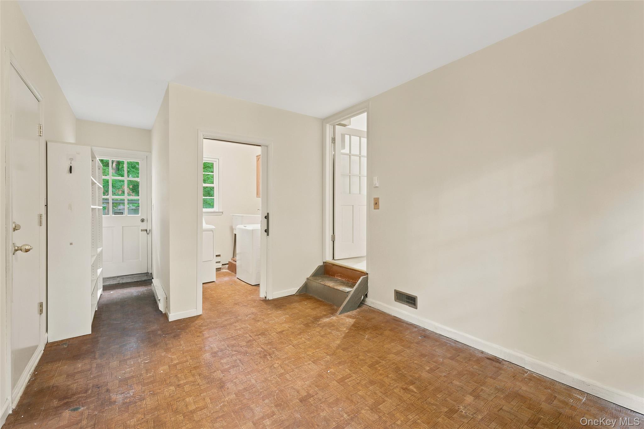 10 Hawthorne Way Property Photo 16