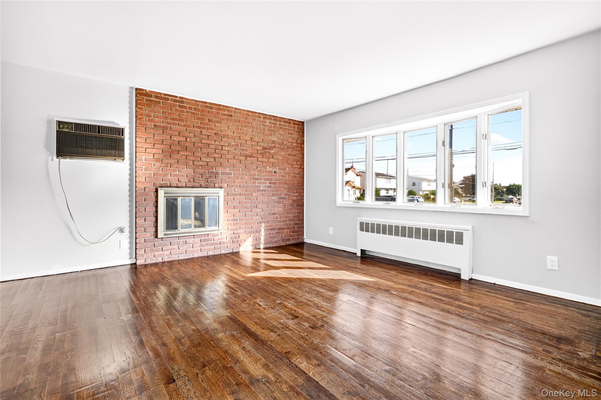 115 Kuhl Avenue Property Photo 4