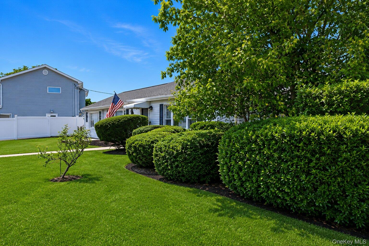 43 Plainedge Drive Property Photo 7