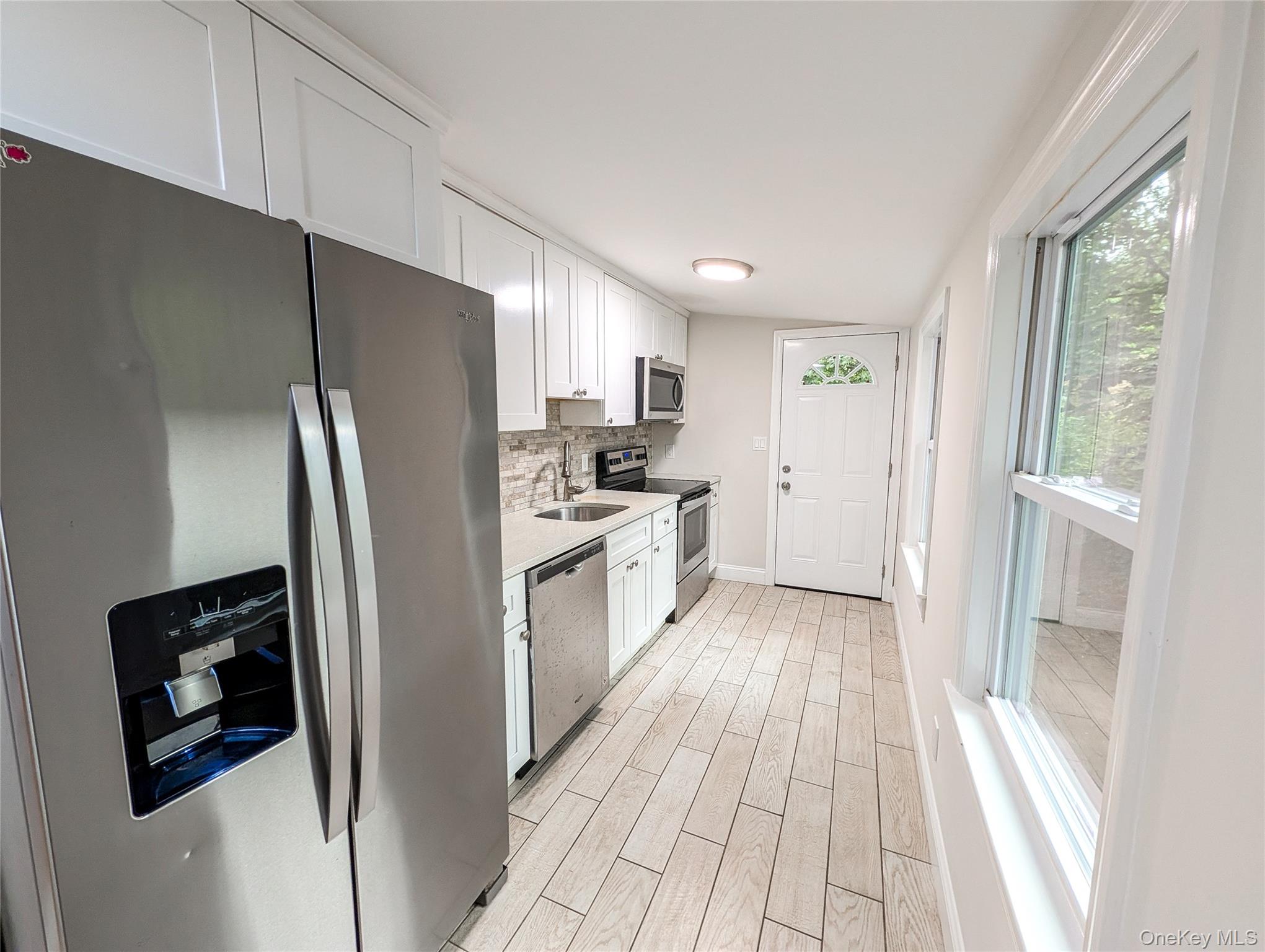 52 King Road Property Photo 6