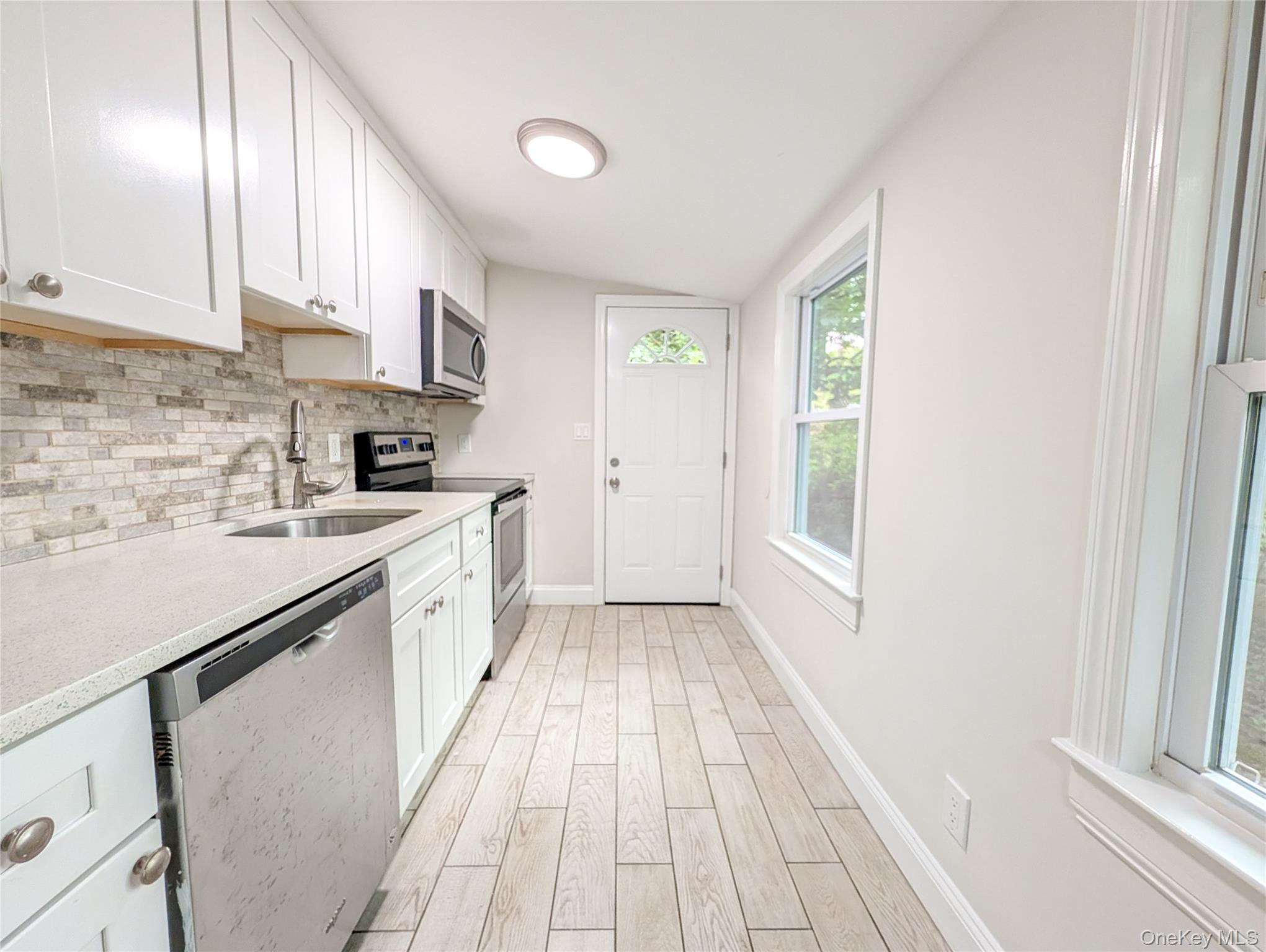 52 King Road Property Photo 7