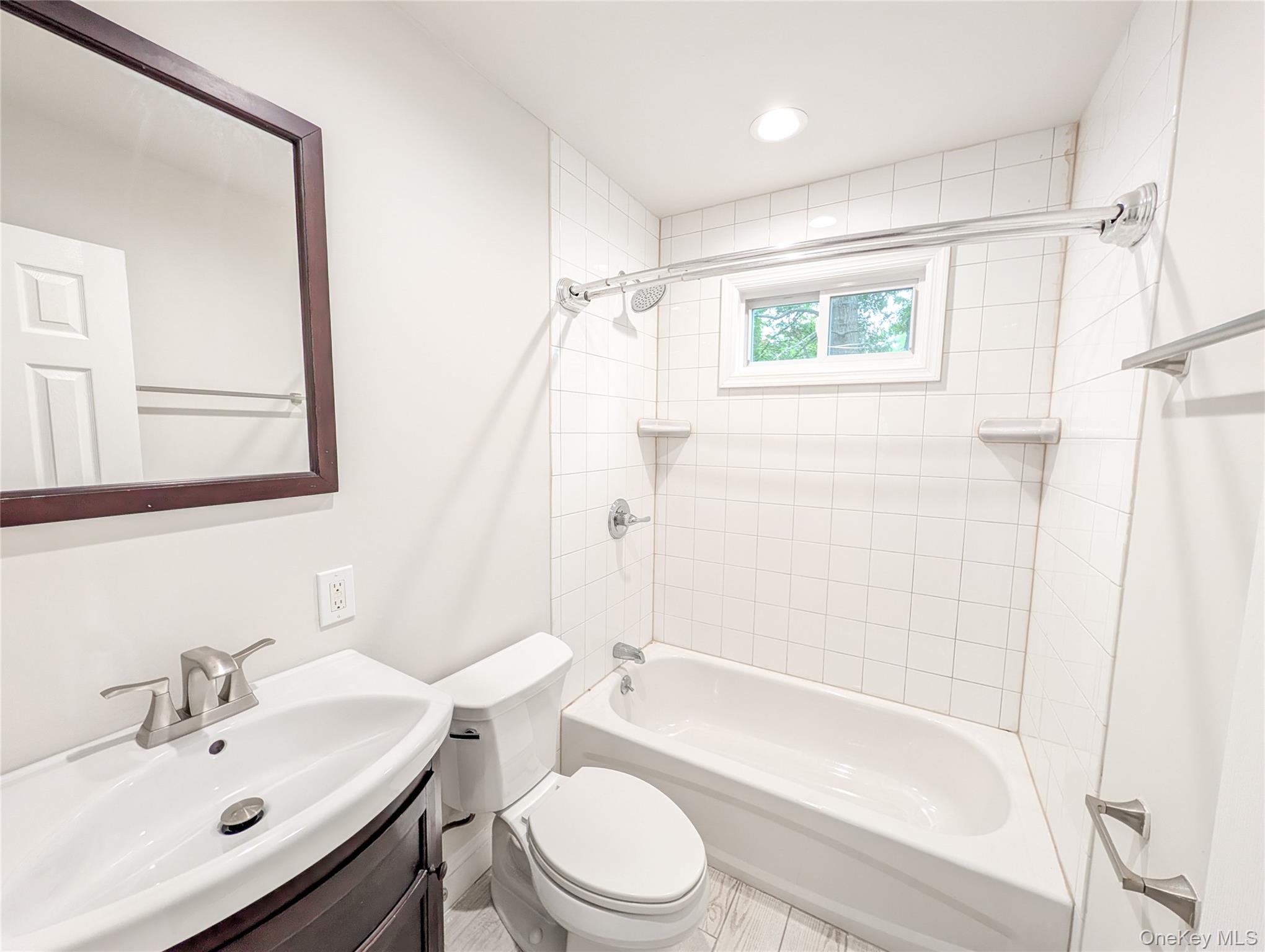 52 King Road Property Photo 15