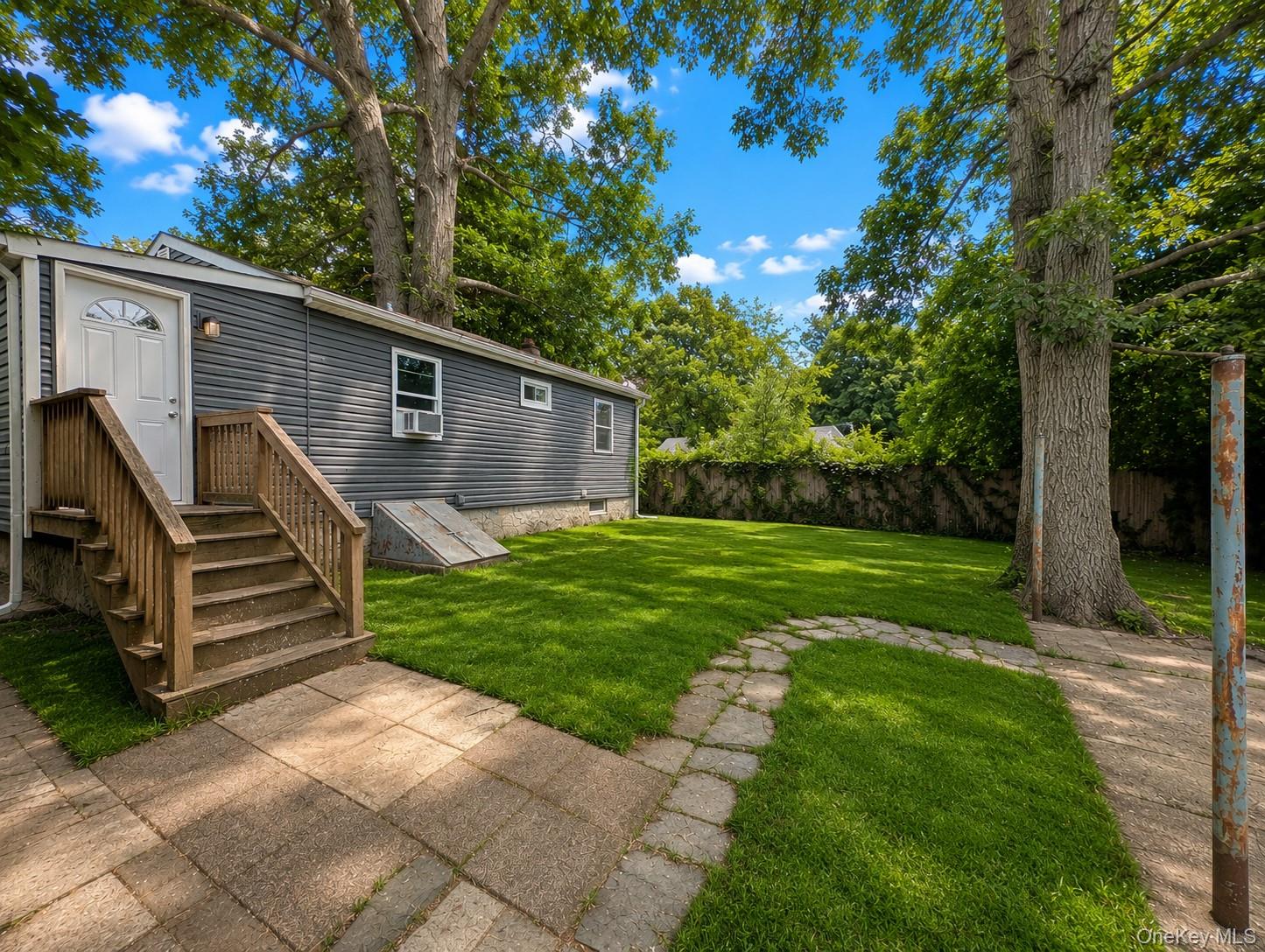 52 King Road Property Photo 17