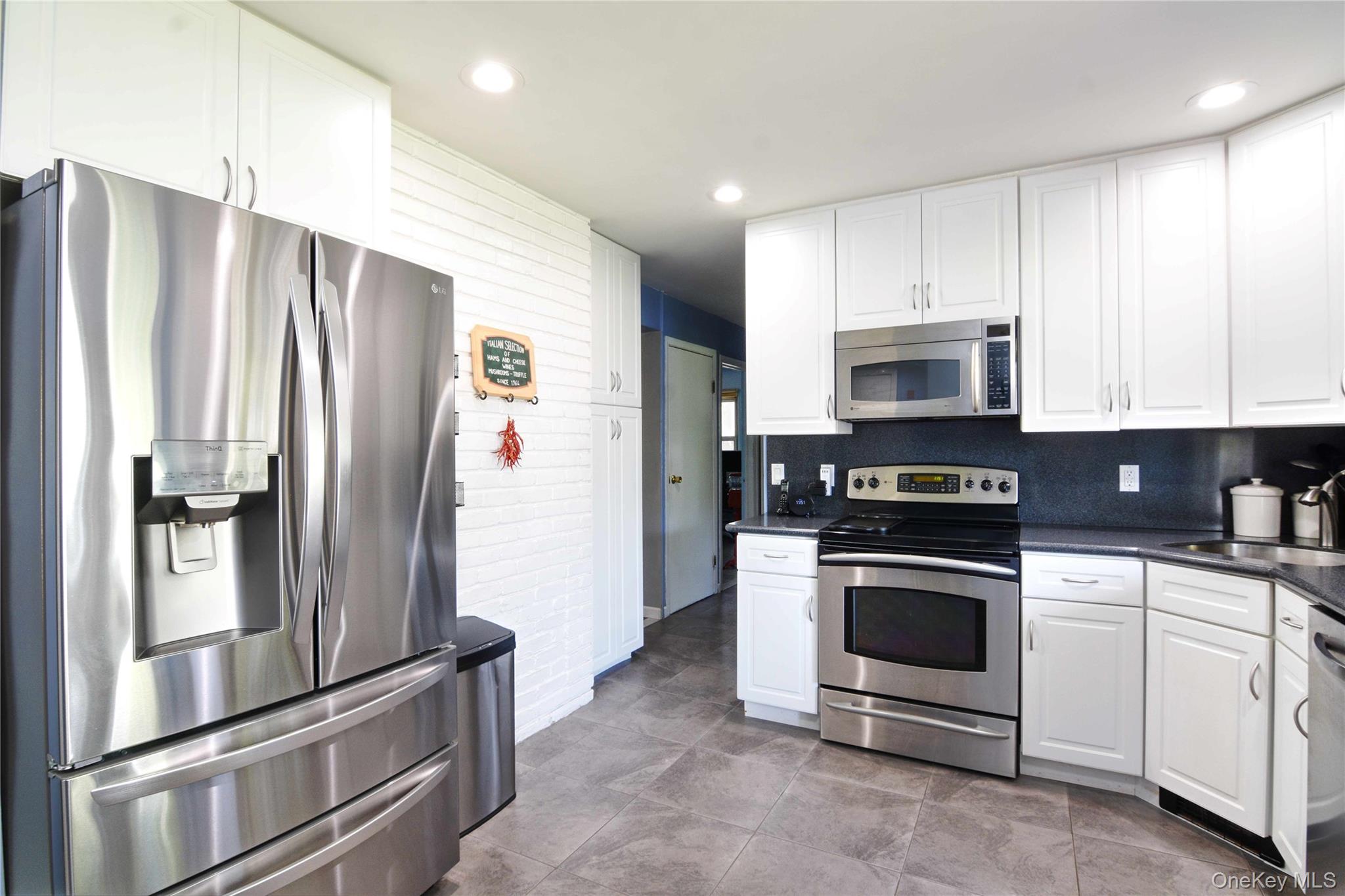 50 Grey Lane Property Photo 8