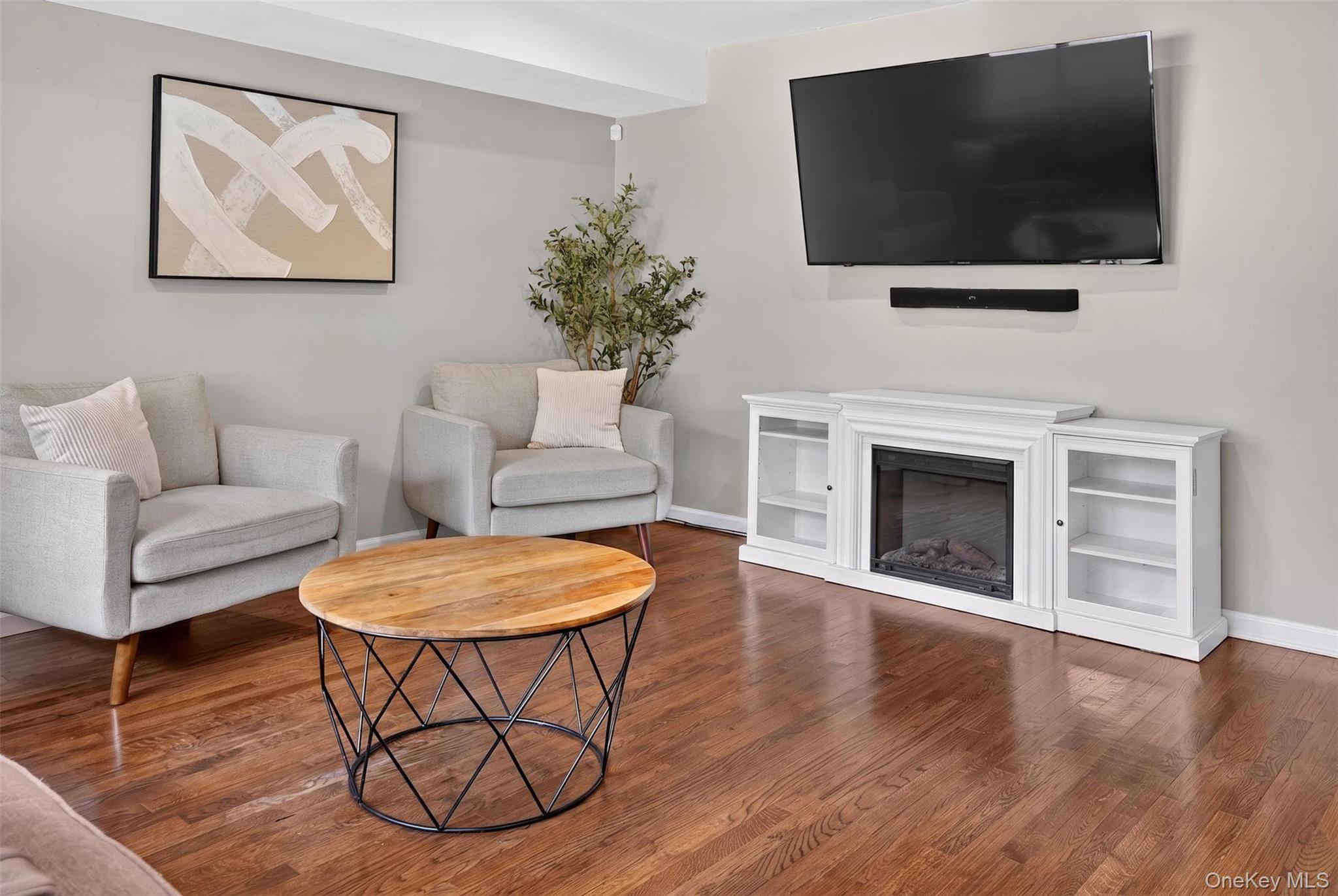 50 Lantern Street Property Photo 9