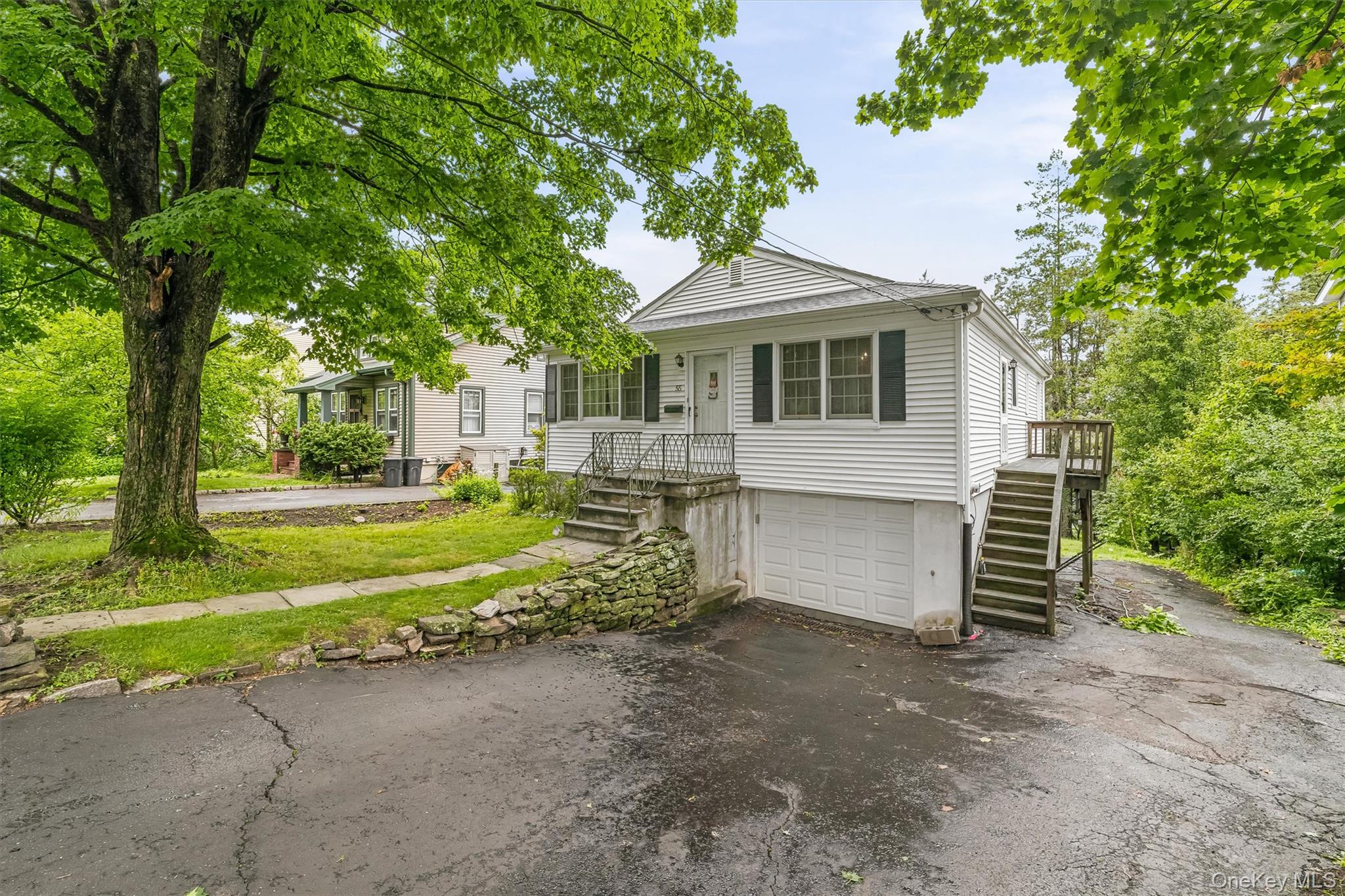55 Sunset Drive Property Photo 3