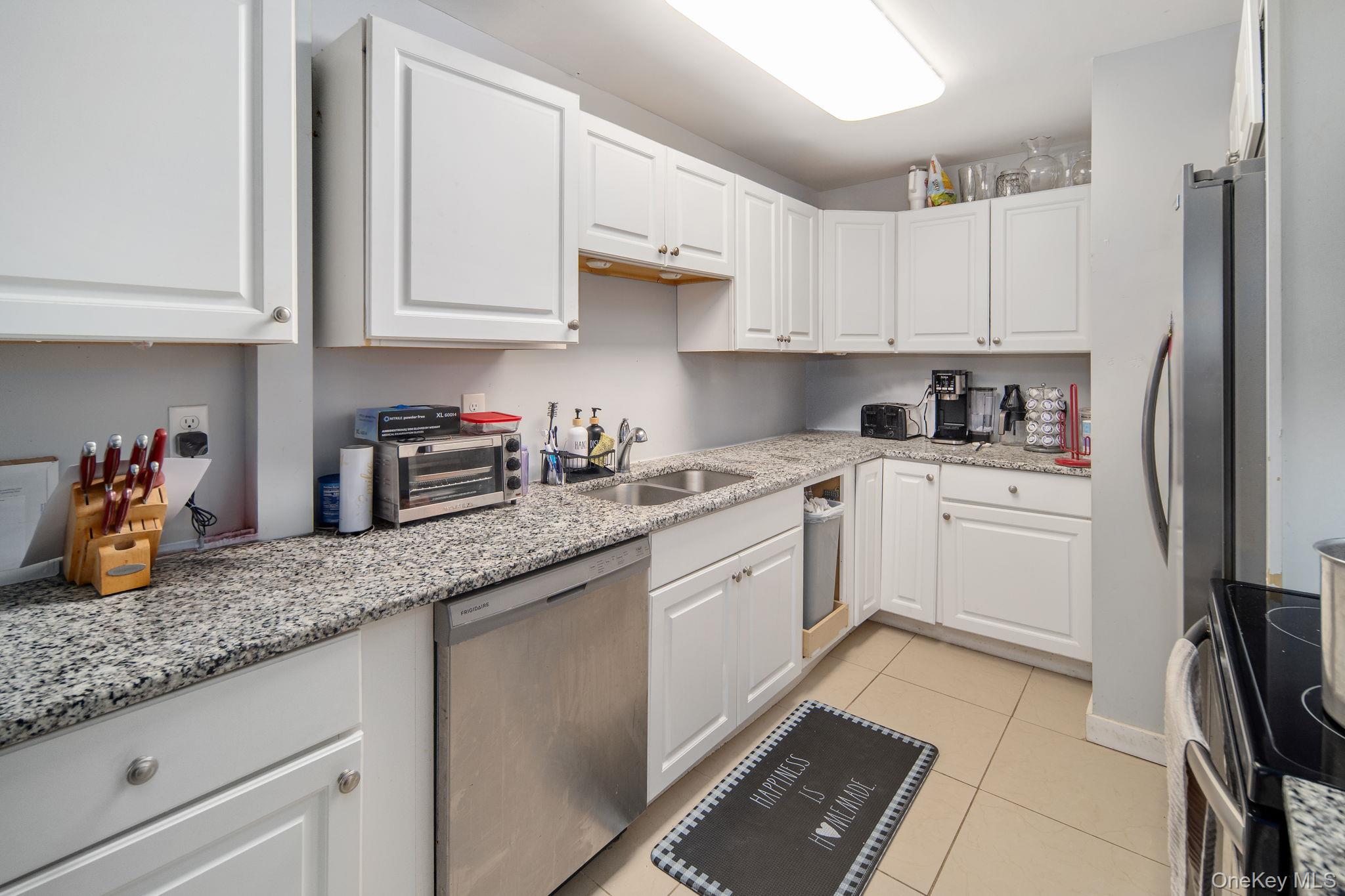 60 Haddock Road Property Photo 12