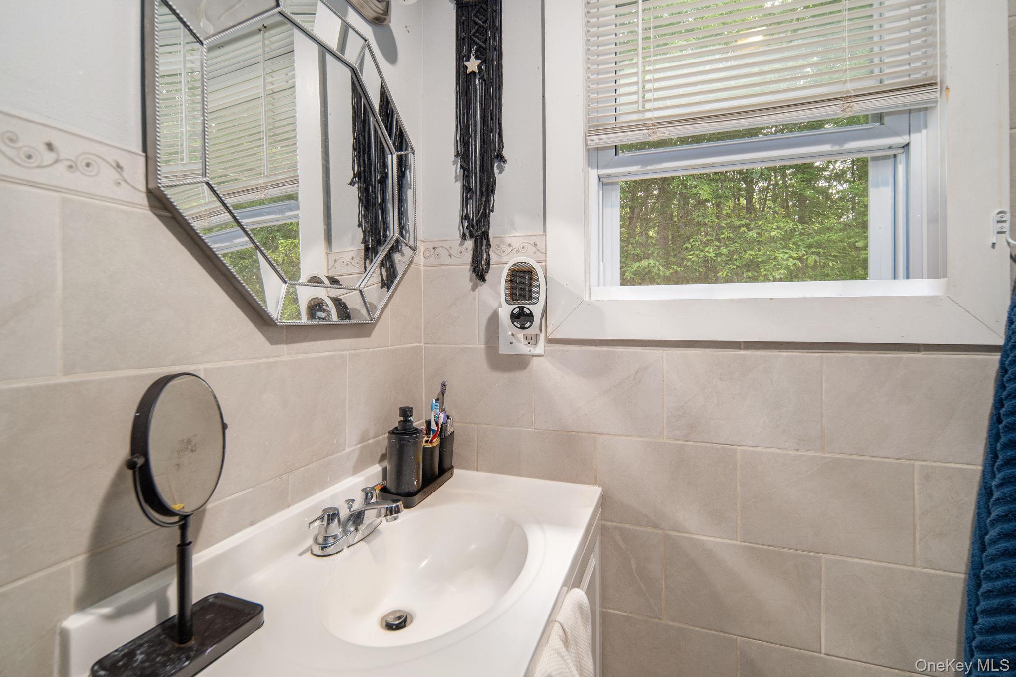 60 Haddock Road Property Photo 19