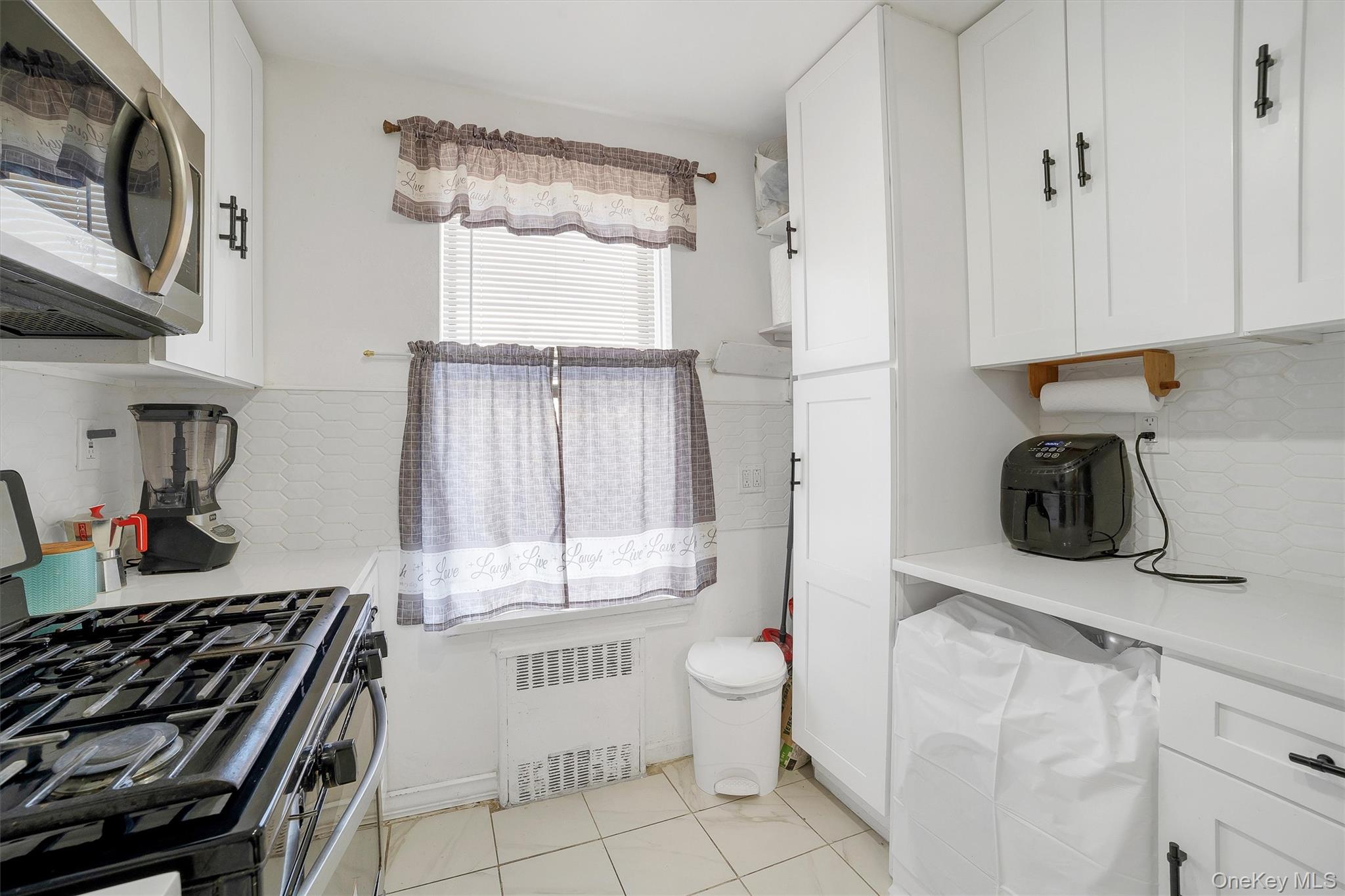 2750 Olinville Avenue 1k Property Photo 12