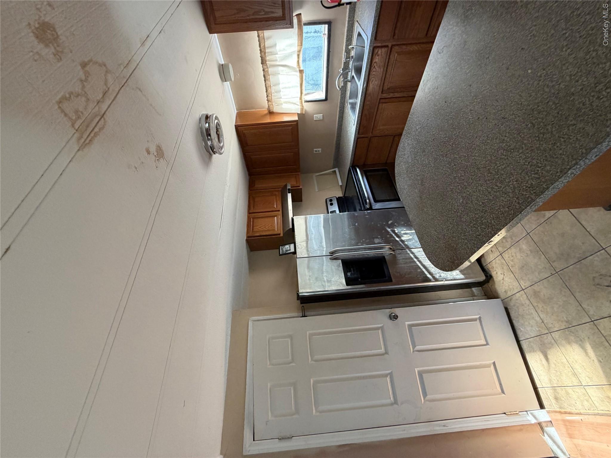 60 Webb Avenue Property Photo 4