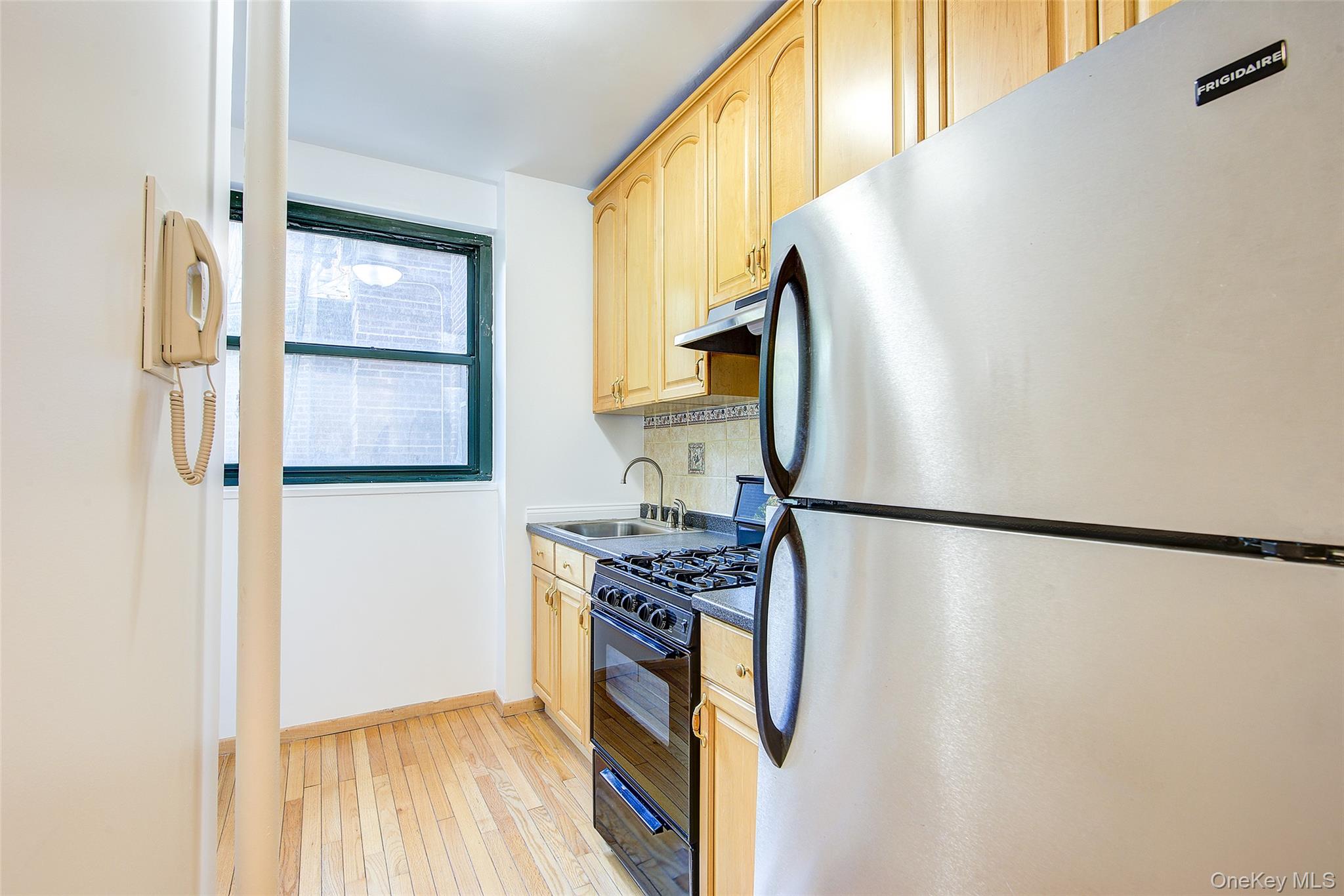 34-40 79th Street 1d Property Photo 9