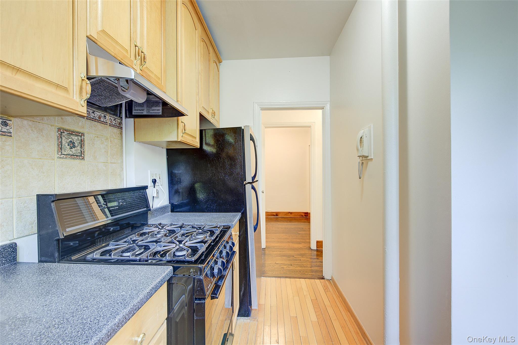 34-40 79th Street 1d Property Photo 13
