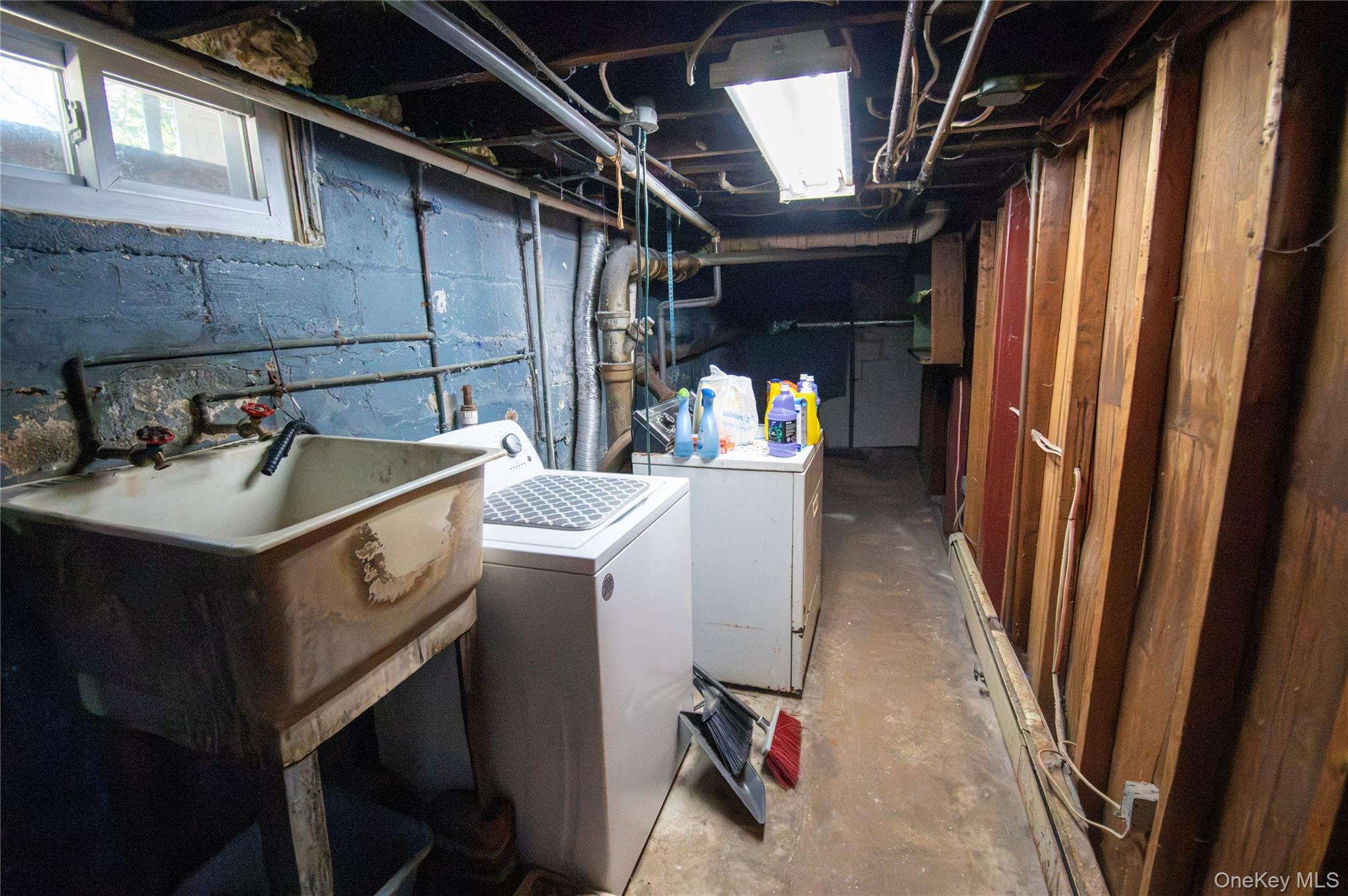 2415 Gale Avenue Property Photo 31